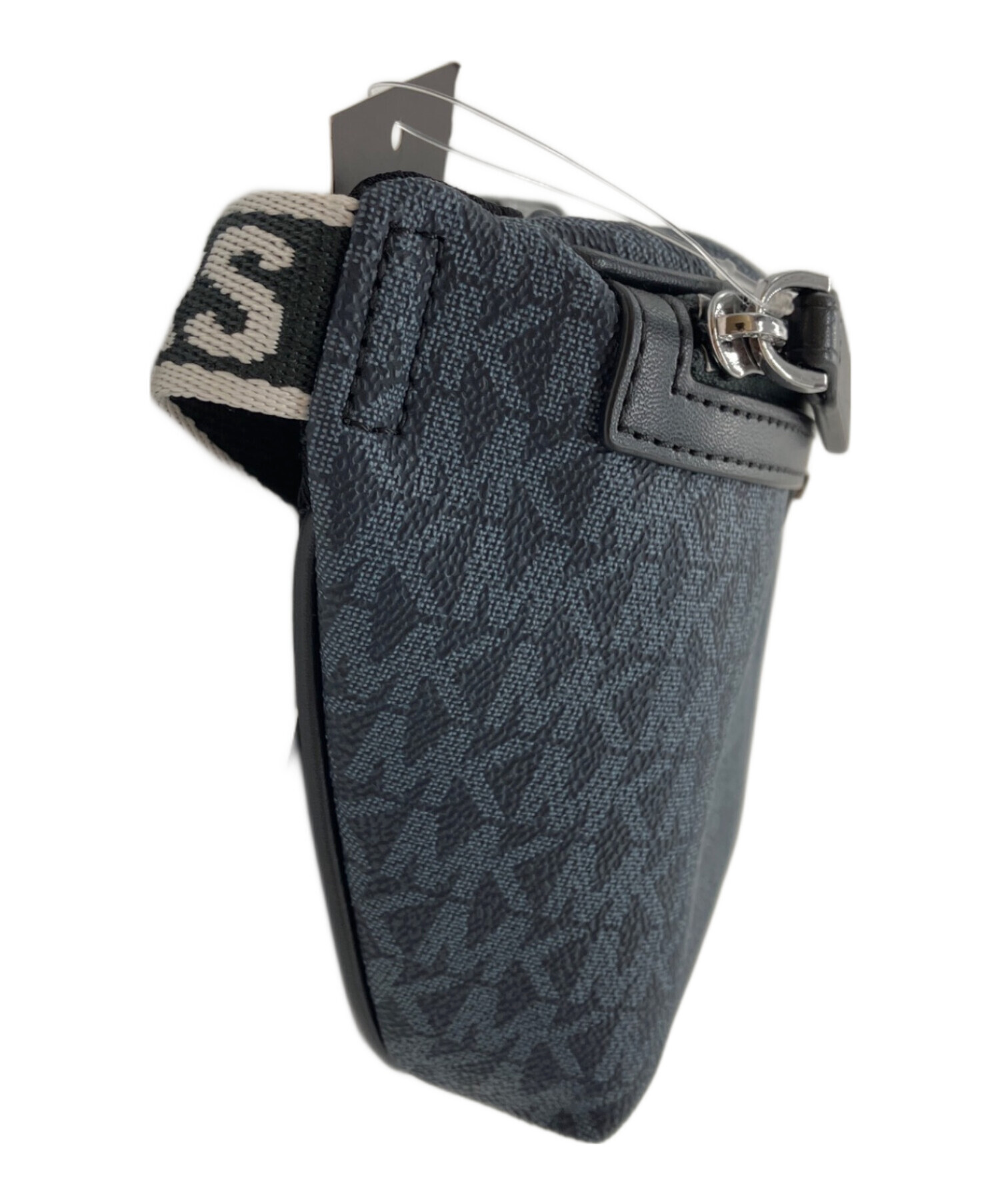 【ほぼ未使用品】MICHAEL KORS ネイビー ボディバッグ 中古・古着通販】MICHAEL KORS (マイケル・コース) MKシグネチャー