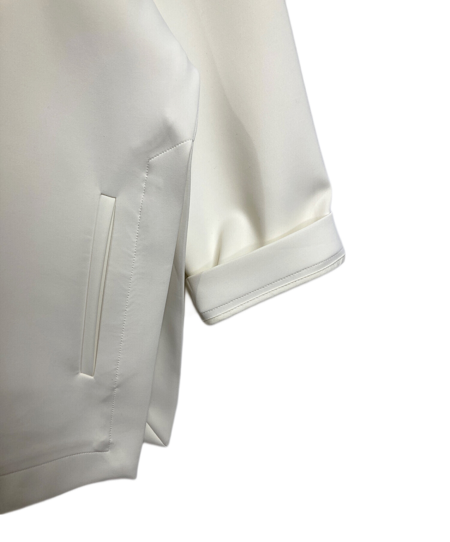 新品⭐︎ビアズリー BEARDSLEY ダンボールショートフーディー ジャケット 定価28600円 ビアズリー BEARDSLEY ダンボールショートフーディー