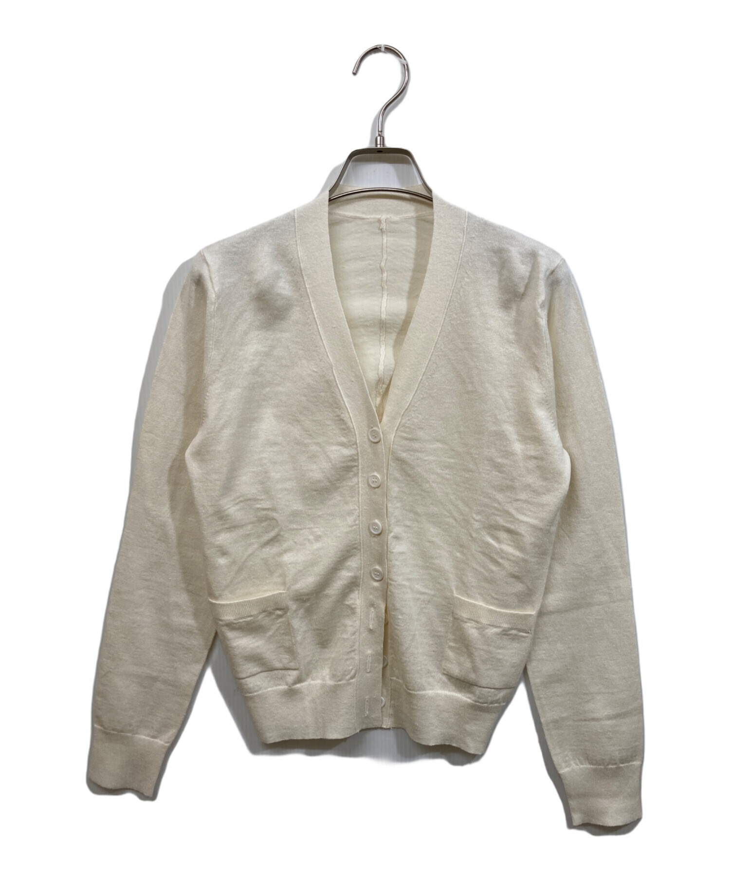 【MUSE de DEUXIEME CLASSE】 金ボタン ニットカーディガン 中古・古着通販】DEUXIEME CLASSE (ドゥーズィエム クラス) 金ボタン V