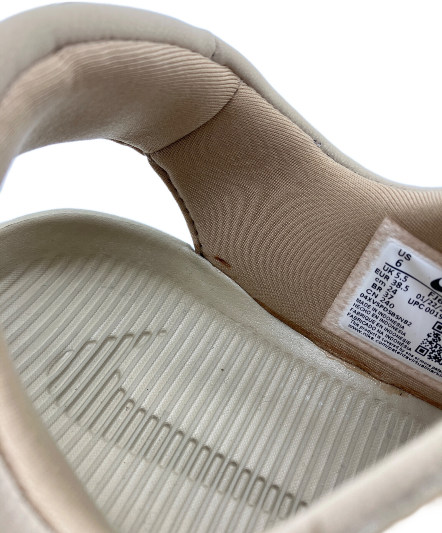 中古・古着通販】NIKE (ナイキ) CALM SANDAL ベージュ サイズ:US6