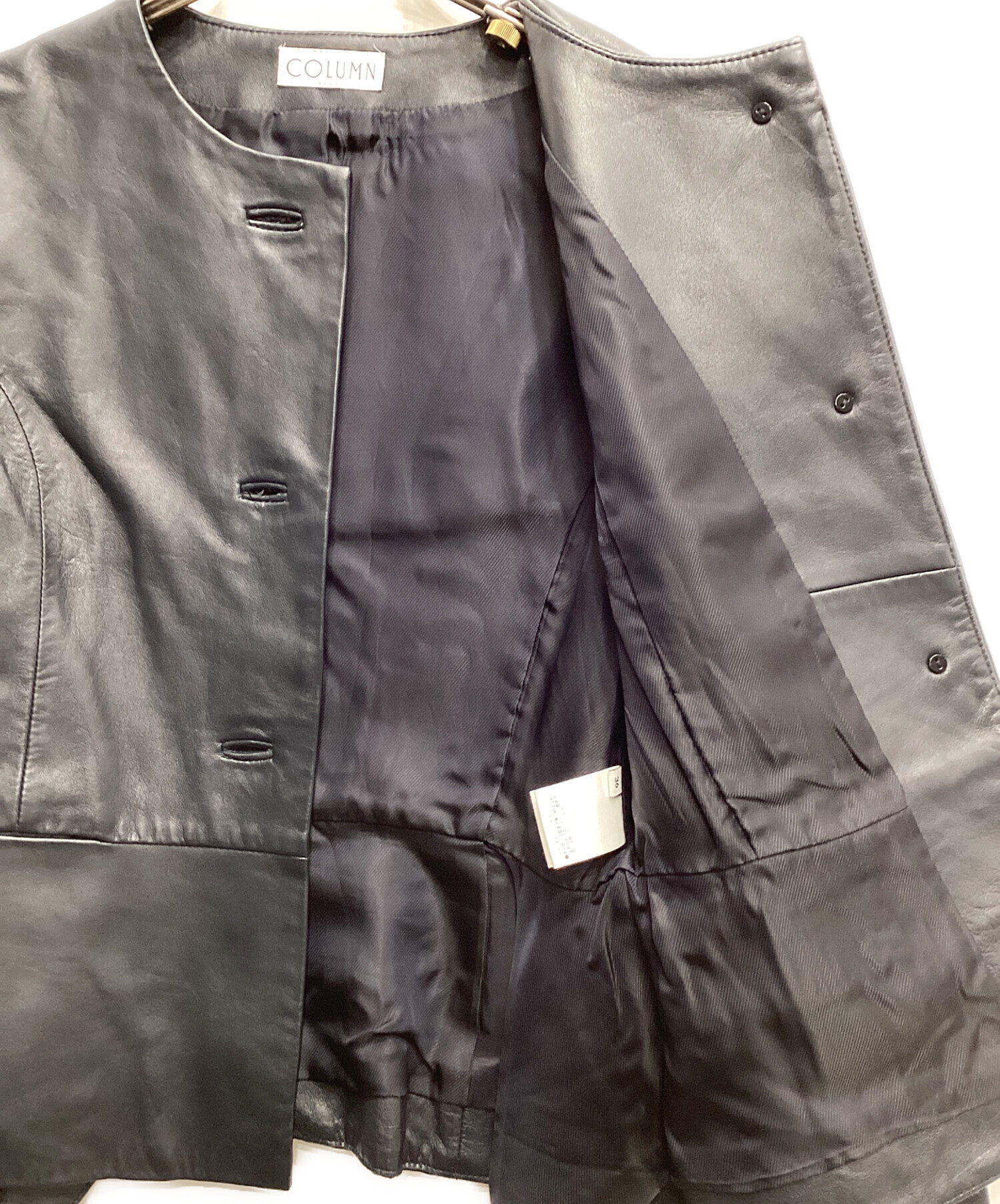 COLUMN 羊革ジャケットネイビー 中古・古着通販】COLUMN (コラム) レザーノーカラージャケット