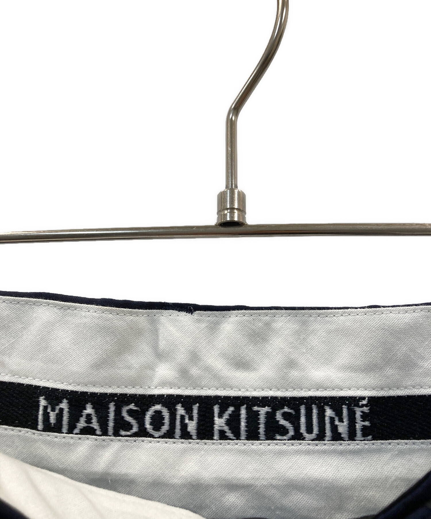 MAISON KITSUNE メゾンキツネ スラックス メンズ 【古着】【中古】 中古・古着通販】maison kitsune (メゾンキツネ) スラックス ネイビー