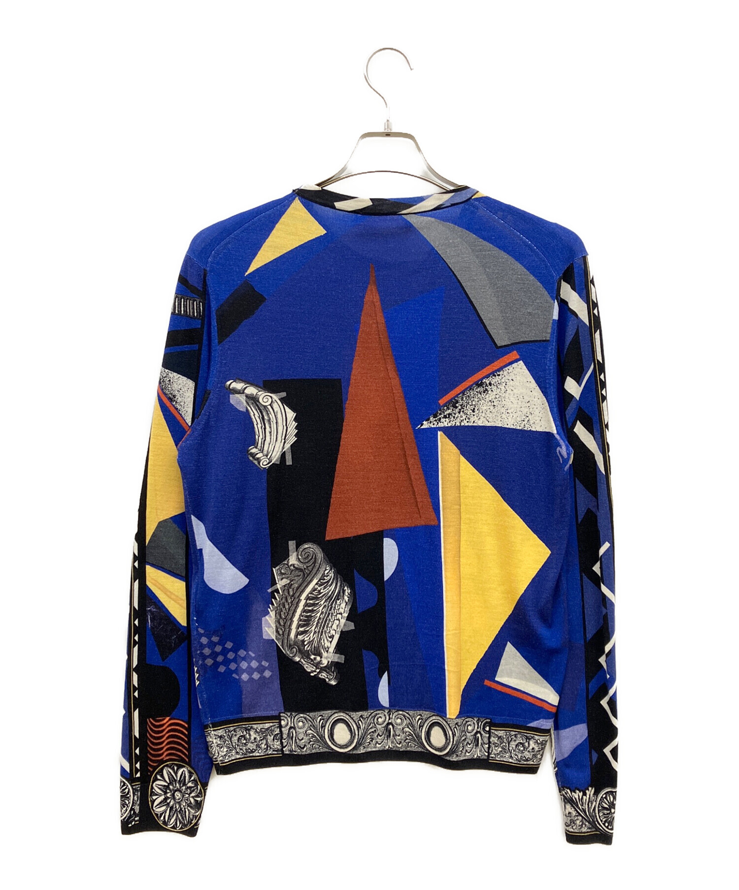 VERSACE ヴェルサーチ ストール  紺 【古着】【中古】【送料無料】 中古・古着通販】VERSACE (ヴェルサーチェ) スカーフ ブラック×レッド