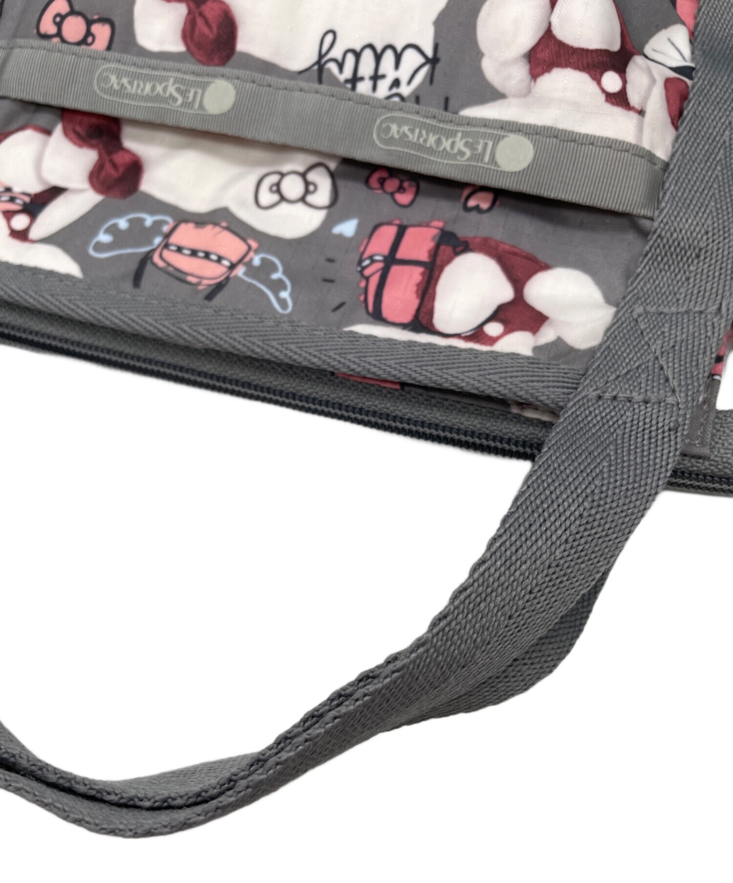 レトロ　Hello Kitty 総柄 ショルダーバッグ 中古・古着通販】LeSportsac (レスポートサック) HELLO KITTY (ハロー