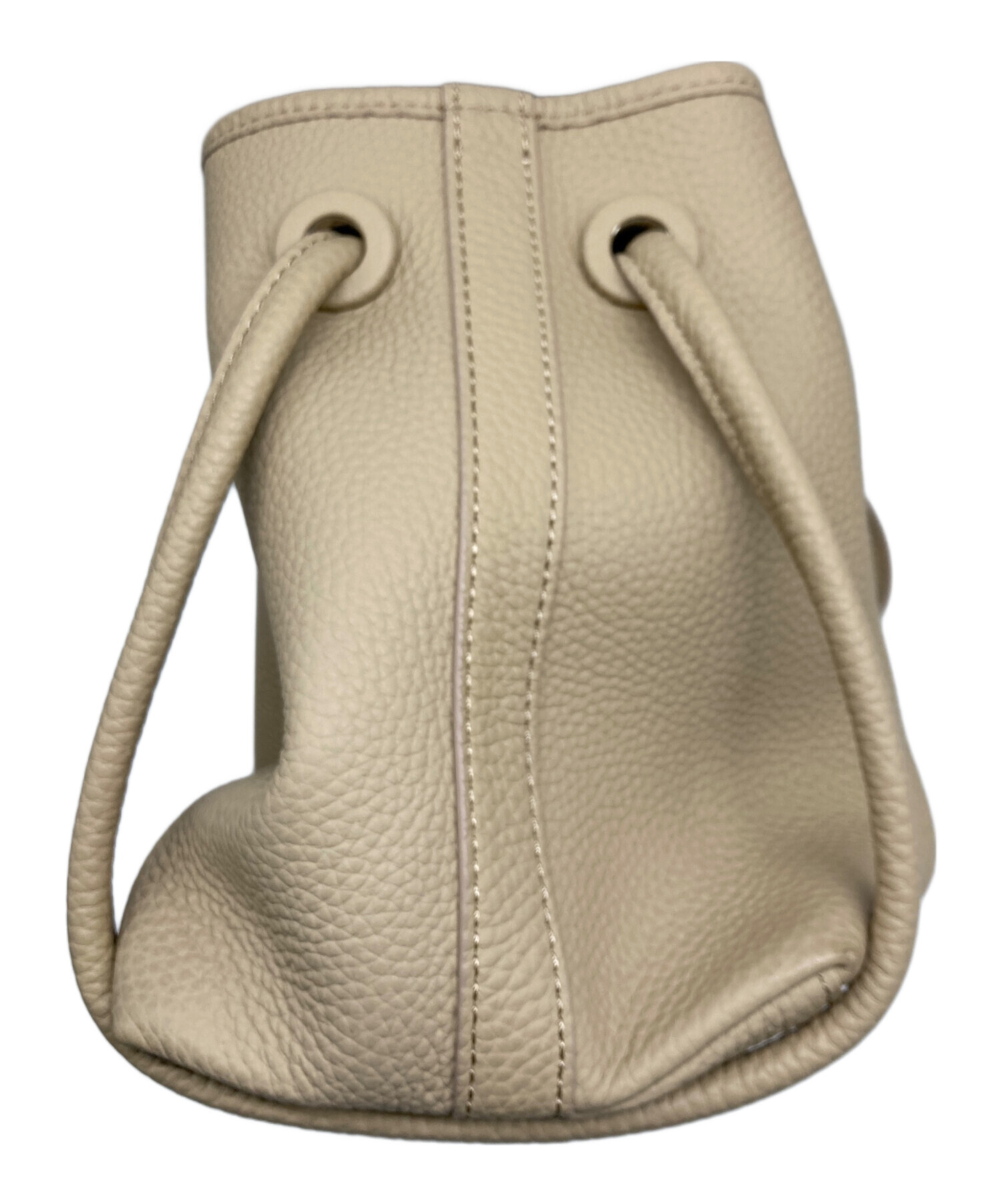 中古・古着通販】VASIC (ヴァジック) バッグ ベージュ｜ブランド・古着