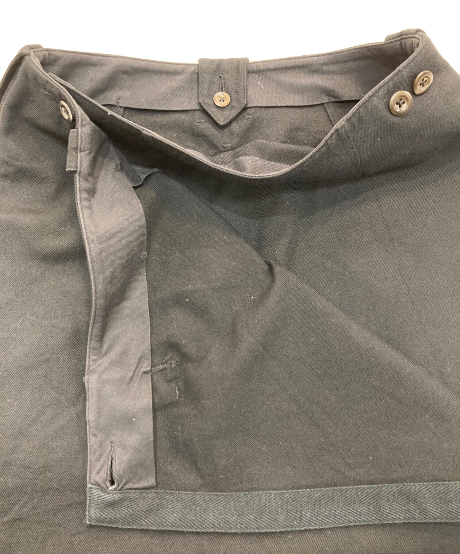 【タグ付・未使用品】MHL. コットンウールドリルスカート 23AW　Aライン MHL.（エムエイチエル）の「WOOL COTTON DRILL（スカート）」 - WEAR