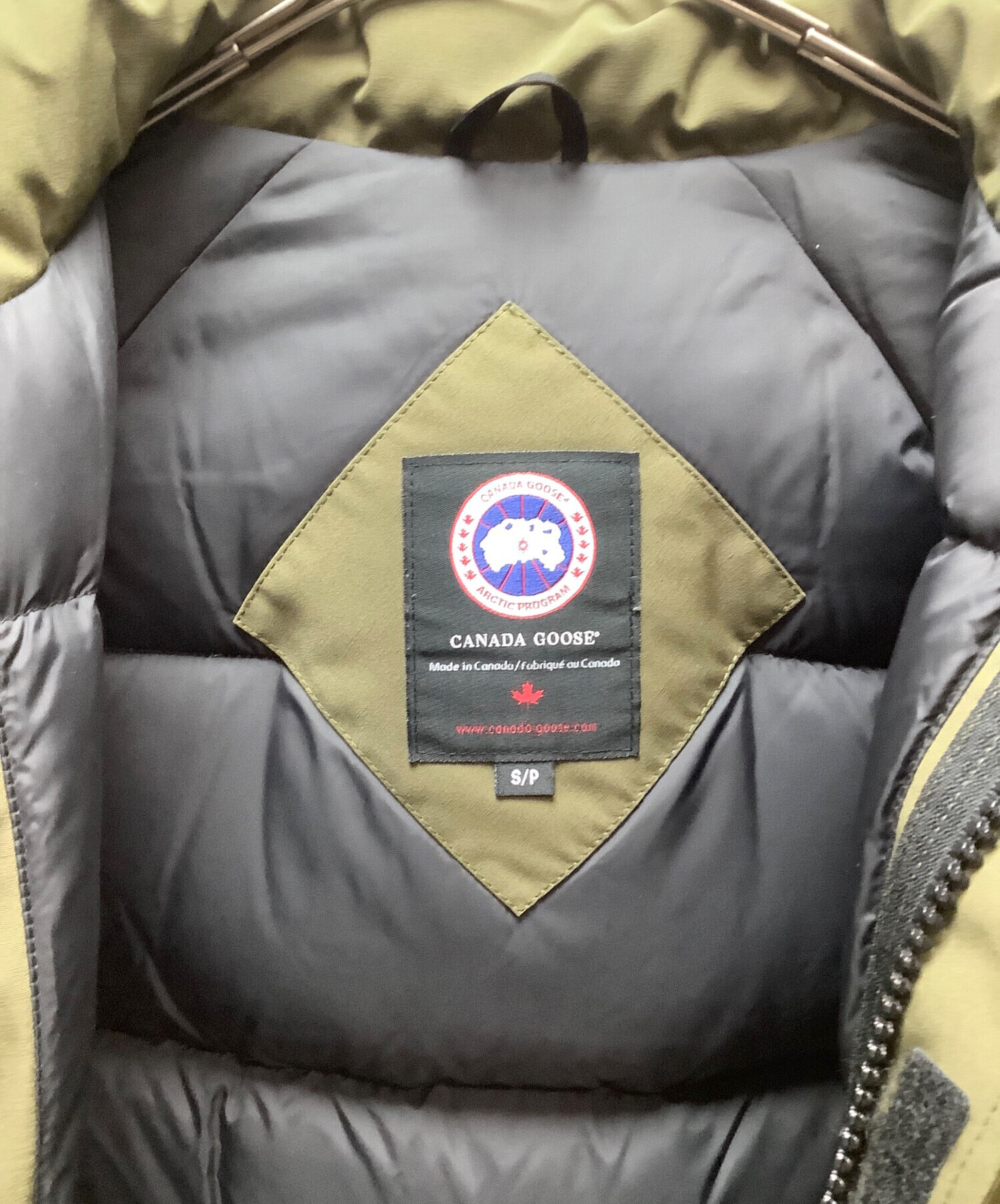中古・古着通販】CANADA GOOSE (カナダグース) KAMLOOPS オリーブ 