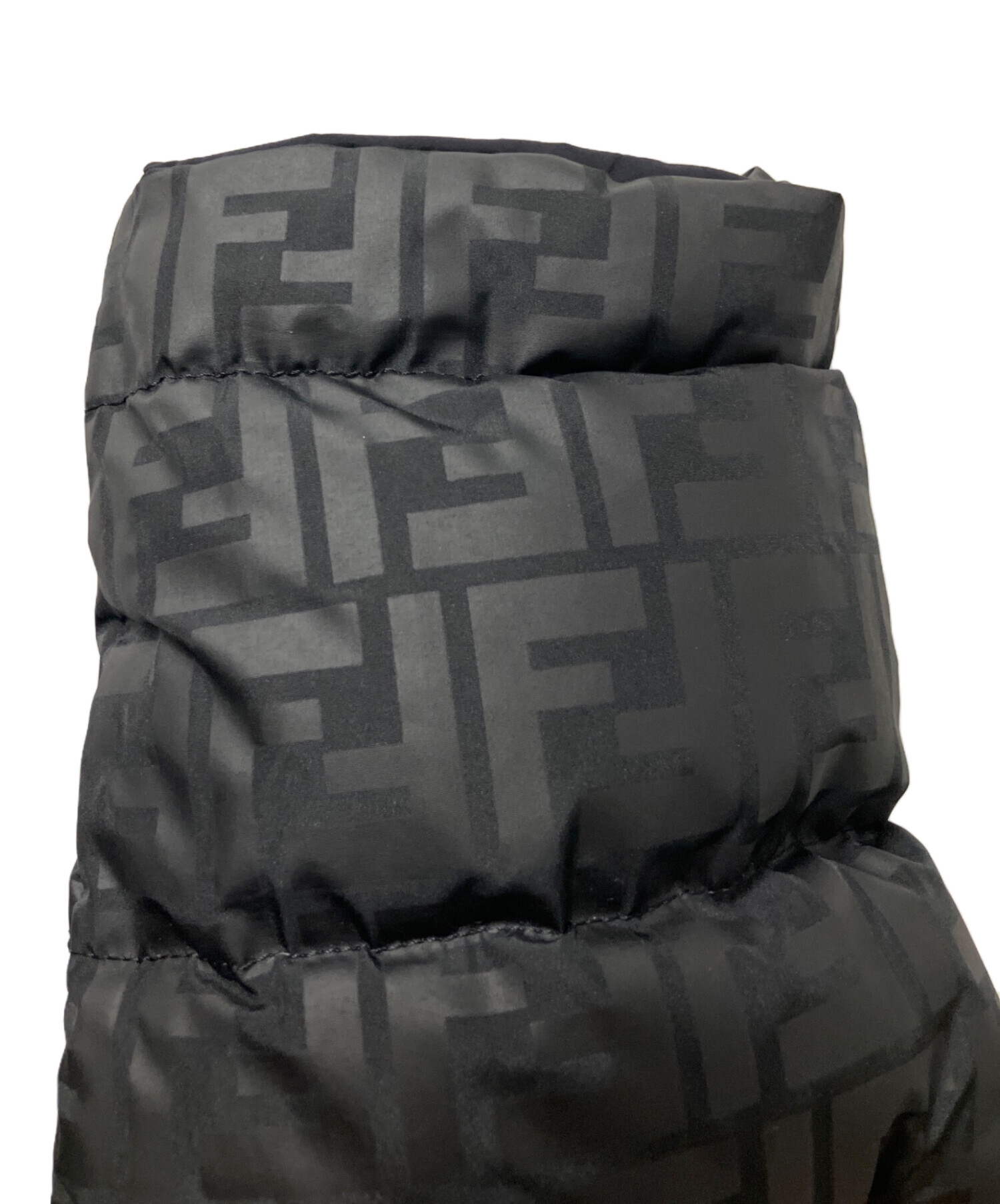 中古・古着通販】FENDI (フェンディ) ズッカ柄リバーシブルダウン