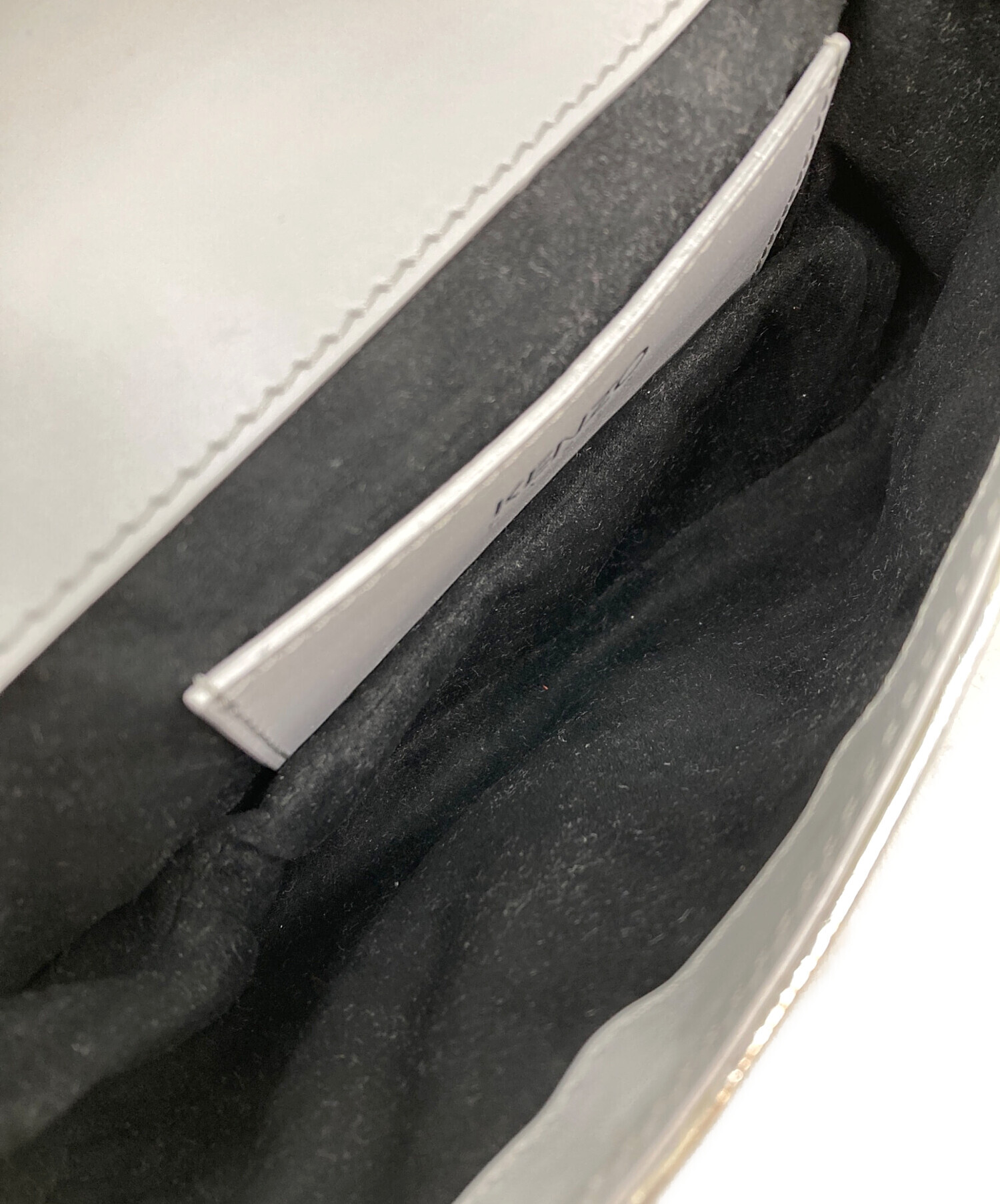 中古・古着通販】KENZO (ケンゾー) アイモチーフ型押しショルダー 