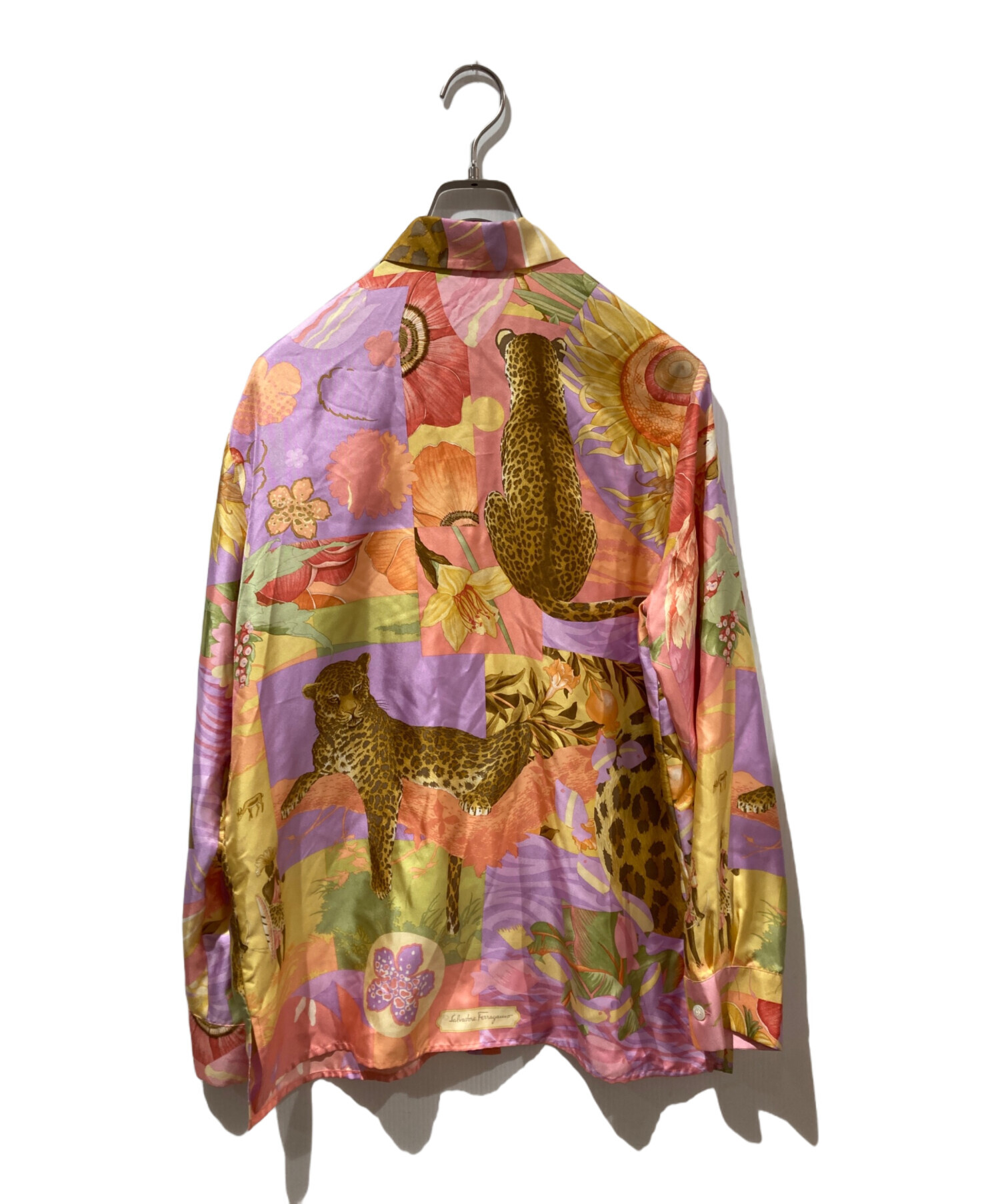 Salvatore Ferragamo シルクブラウス 38 Salvatore Ferragamo モノグラム シルク シャツ () IFCHIC.COM