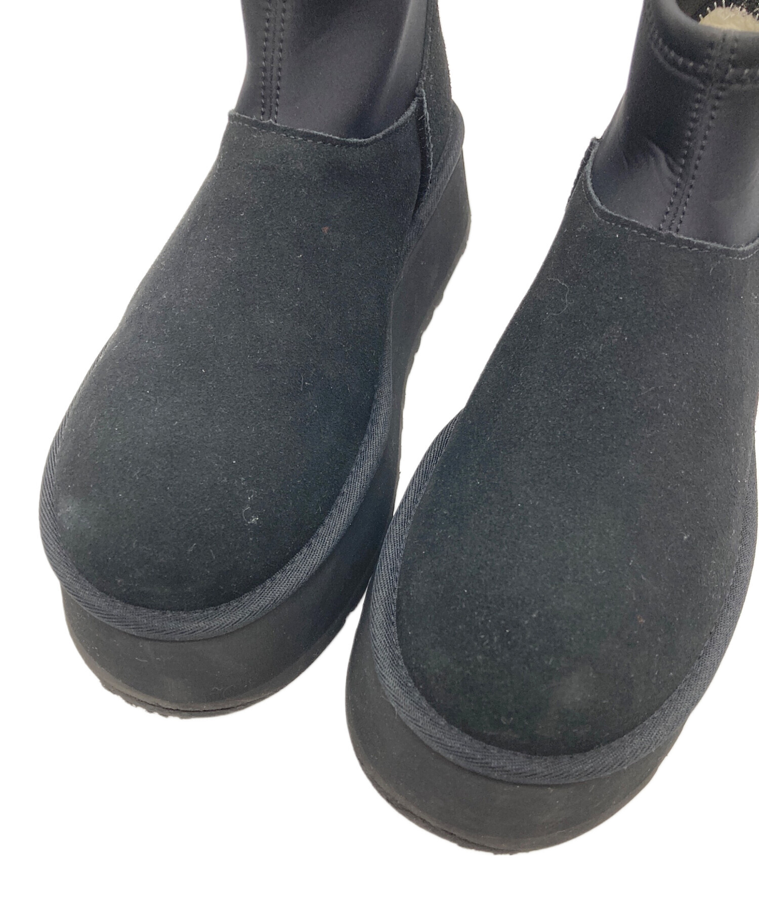 中古・古着通販】UGG (アグ) Classic Mini Dipper ブラック サイズ:25