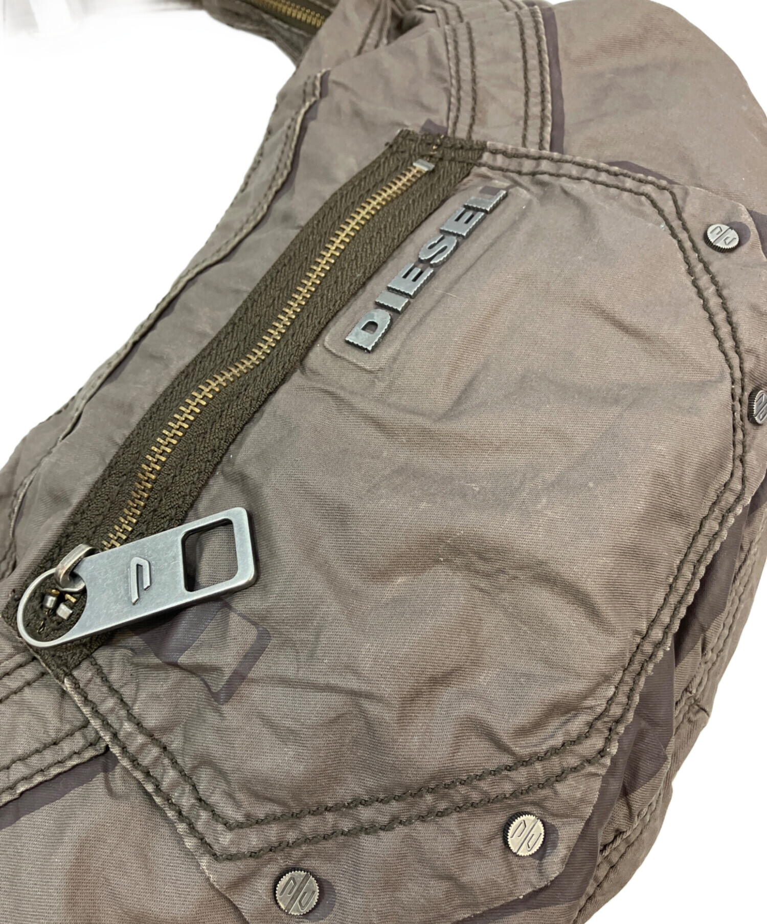 中古・古着通販】DIESEL (ディーゼル) grunge croissant sholder bag