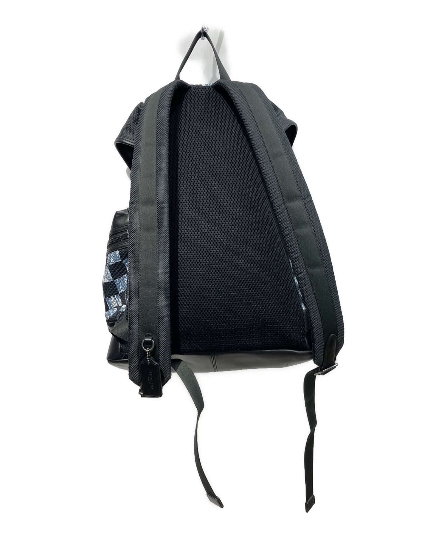 ほぼ未使用 COACH パーフォレイテッド テレイン トレックパック 中古・古着通販】COACH (コーチ) Terrain Trek Pack with Graphic
