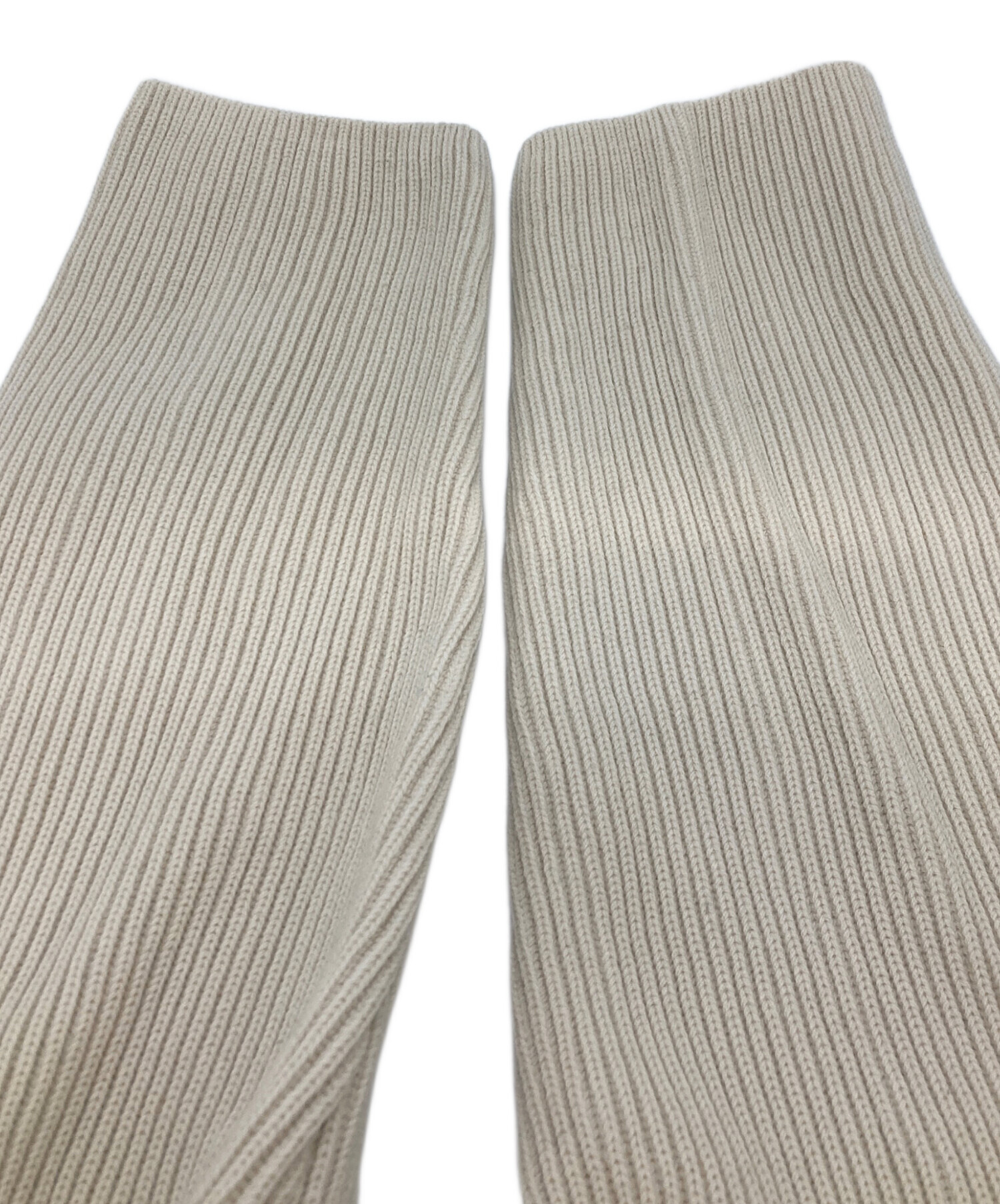 AURALEE オーラリー セーター サイズ0 リブニット Vネック タイト ブランド古着【中古】20260121/RA7265 楽天市場】オーラリー v ネック（ニット・セーター｜トップス