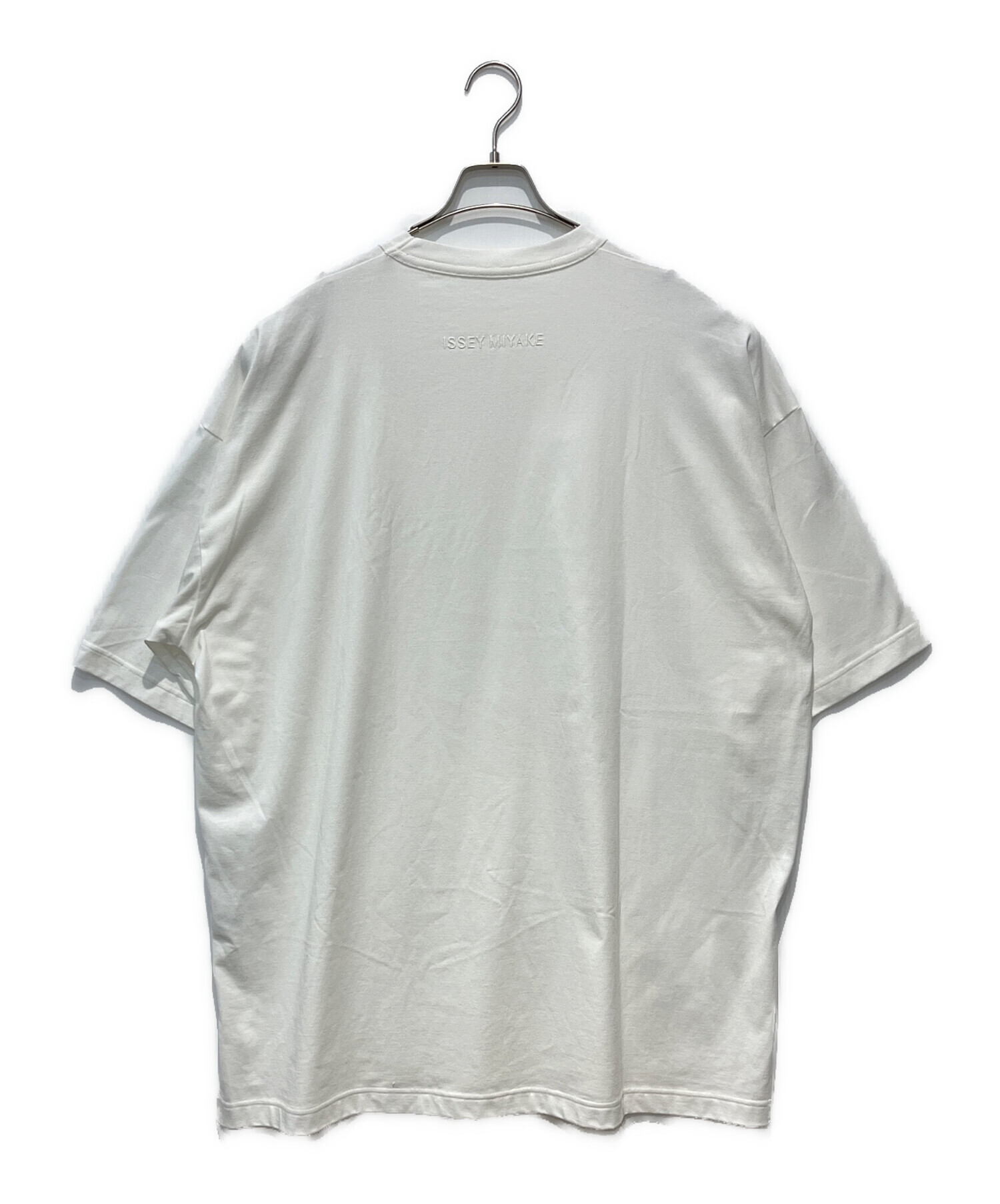 イッセイミヤケ　ISSEY MIYAKE　半袖　グラフィックTシャツ　白　M　2 中古・古着通販】ISSEY MIYAKE (イッセイミヤケ) LOGO-T ホワイト