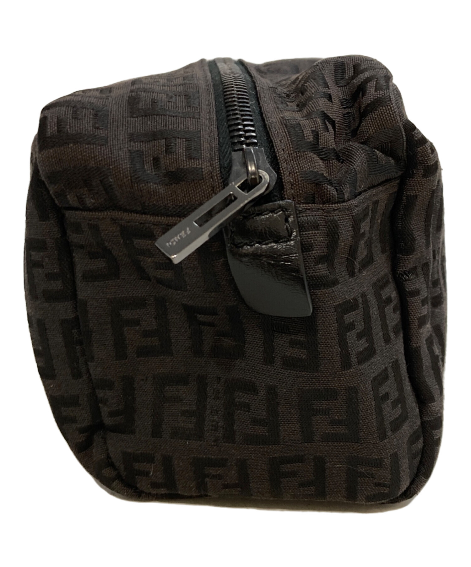 中古・古着通販】FENDI (フェンディ) ポーチ ブラウン｜ブランド・古着