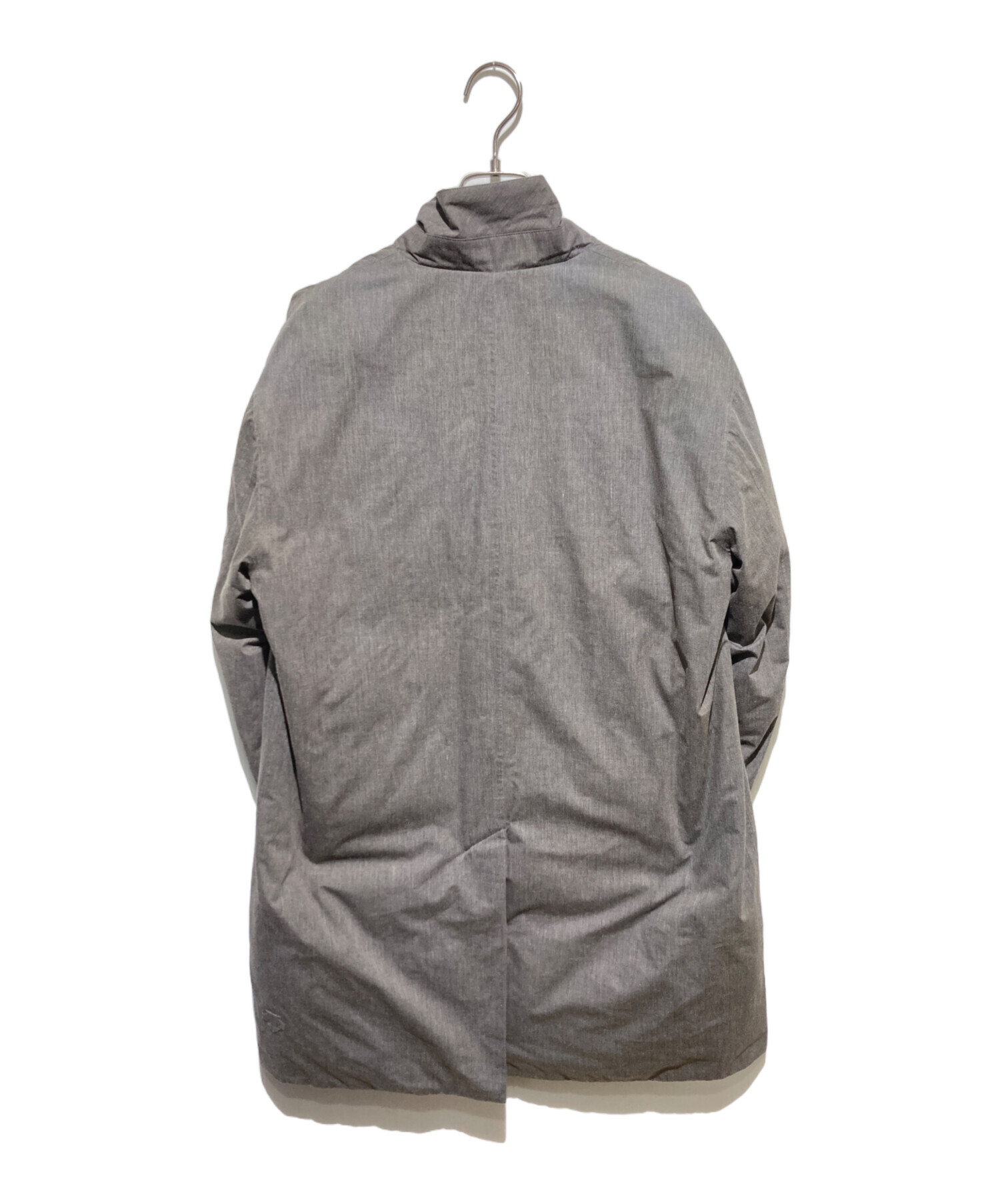 中古・古着通販】DESCENTE (デサント) ダウンチェスターコート グレー