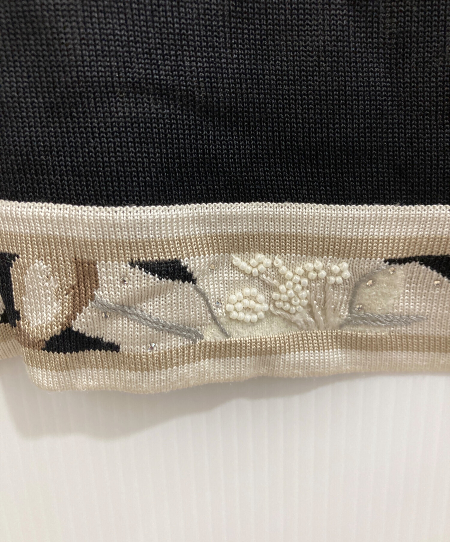 中古・古着通販】LEONARD (レオナール) ビーズ刺繍ニット ブラック