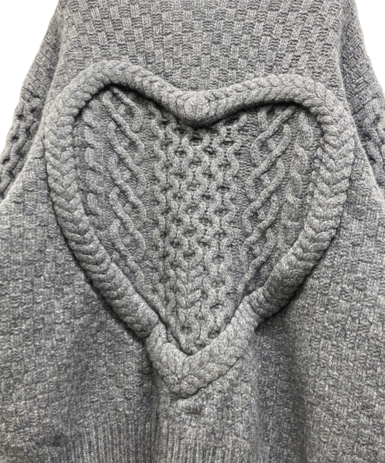 中古・古着通販】NKNIT (ンニット) ハートケーブルニット グレー