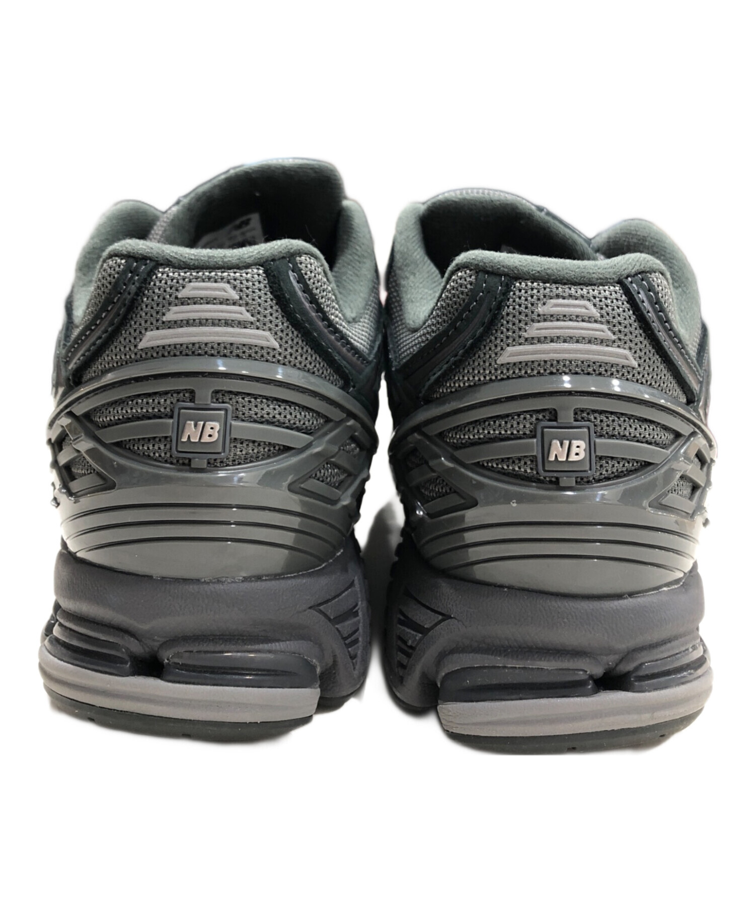 New Balance グレー/ブラック スニーカー 中古・古着通販】NEW BALANCE (ニューバランス) ローカットスニーカー