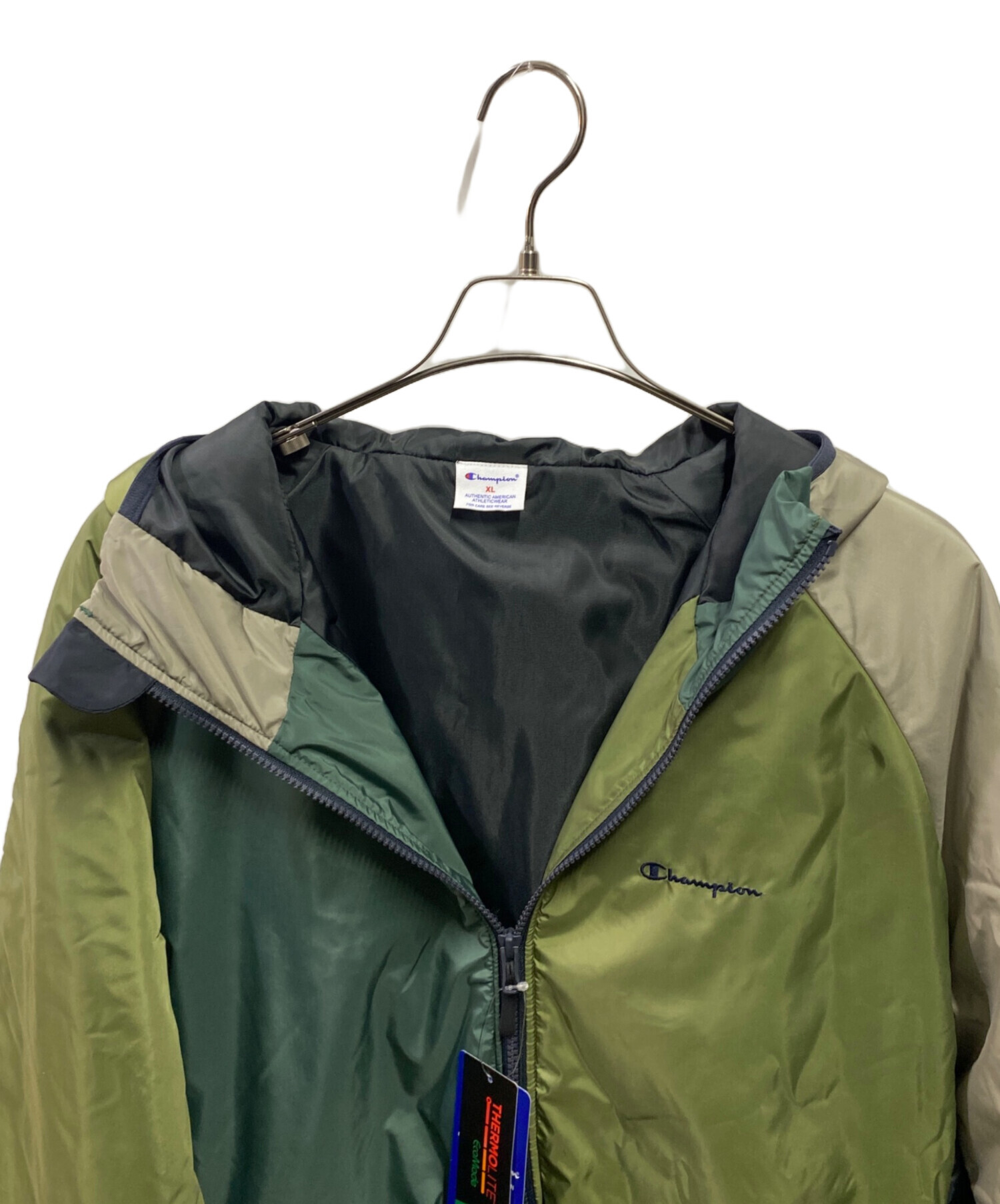 中古・古着通販】Champion (チャンピオン) Padded Jacket グリーン