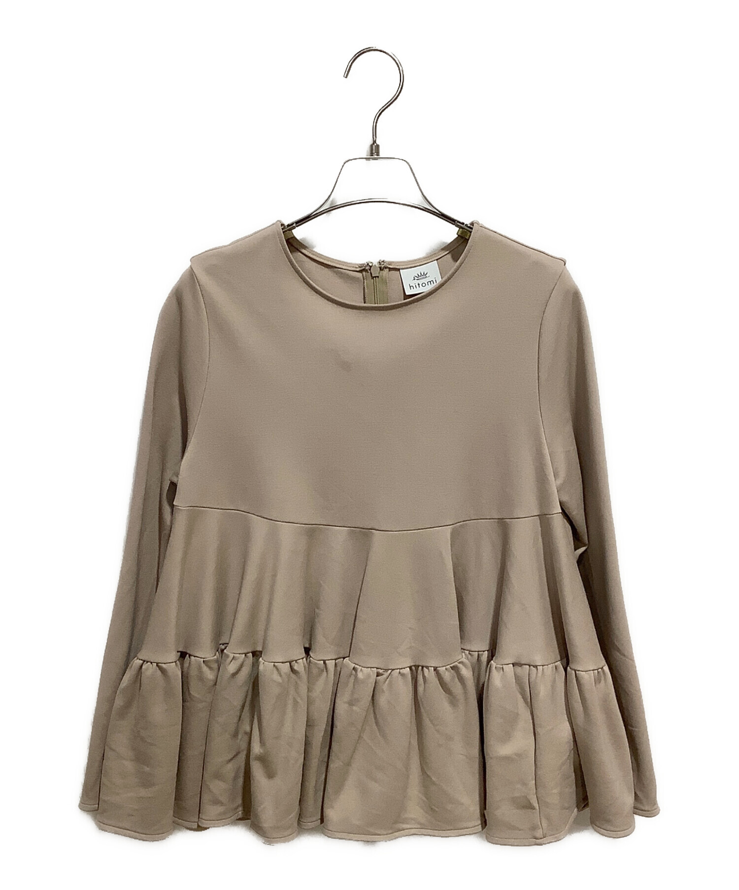 トップス hitomi URAKIMOU tiered tops / pink beige 中古・古着通販】hitomi (ヒトミ) tiered tops ベージュ サイズ:XS