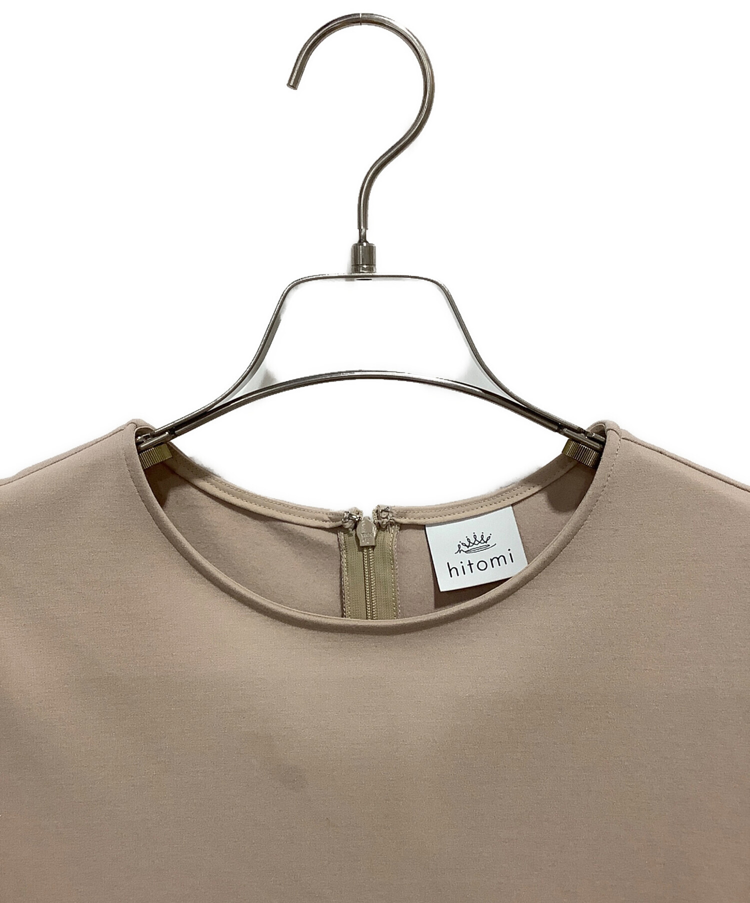 トップス hitomi URAKIMOU tiered tops / pink beige 中古・古着通販】hitomi (ヒトミ) tiered tops ベージュ サイズ:XS
