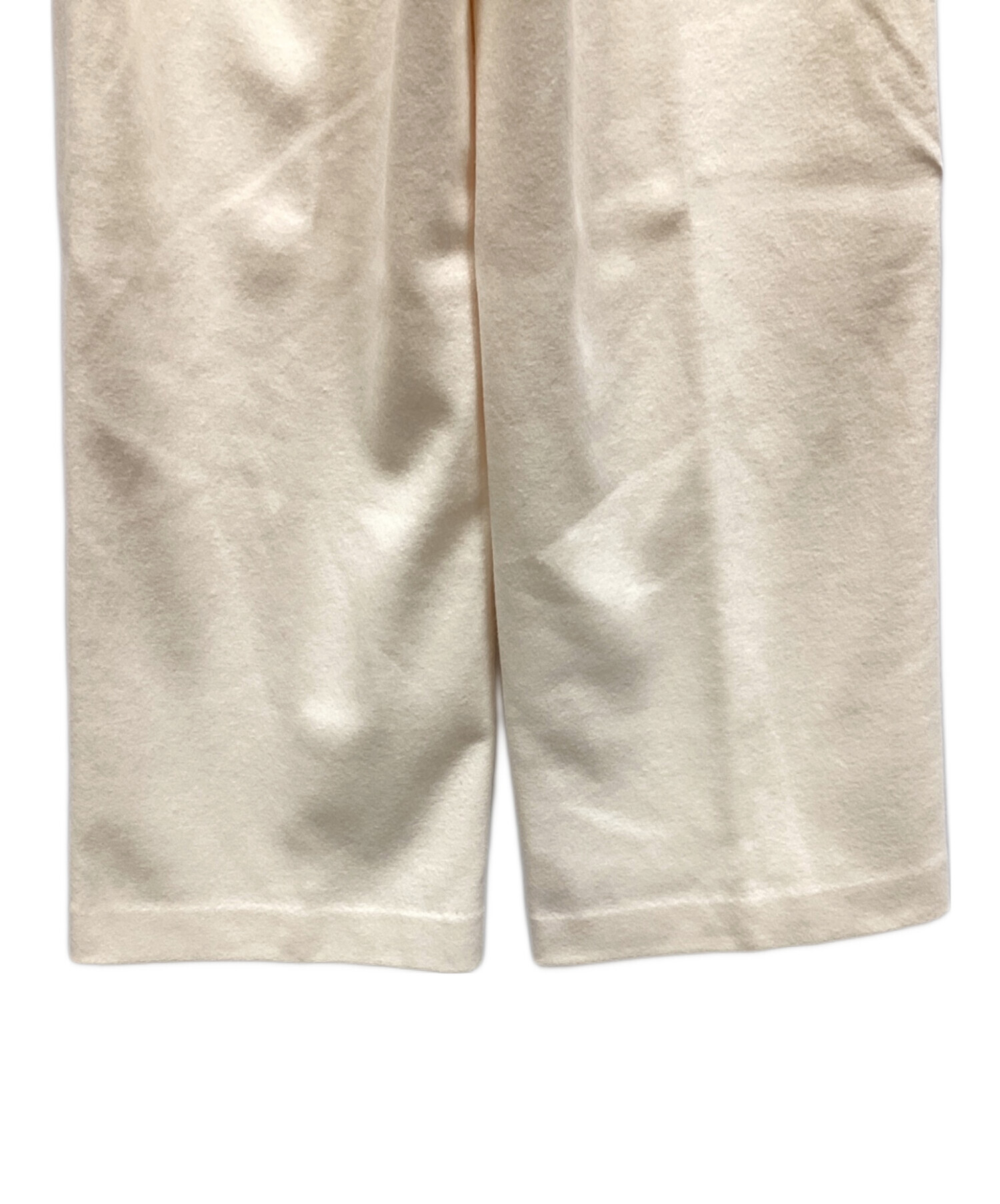 Theory セオリー ショートパンツ メンズ 【古着】【中古】 中古・古着通販】theory (セオリー) ウールパンツ アイボリー サイズ:P