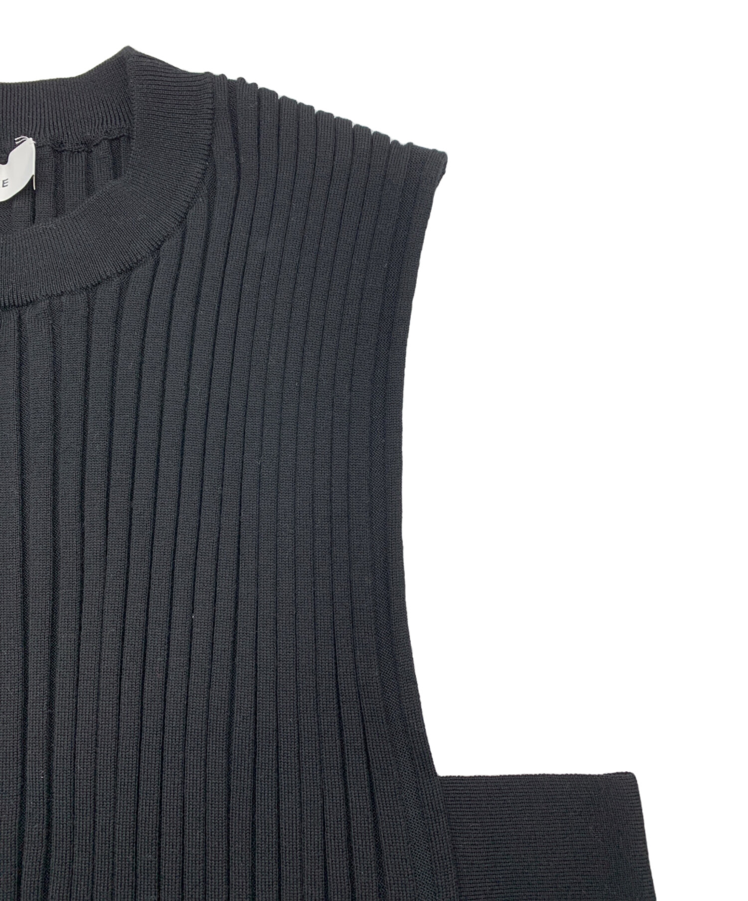 中古・古着通販】HYKE (ハイク) WIDE RIBBED CROPPED VEST ブラック