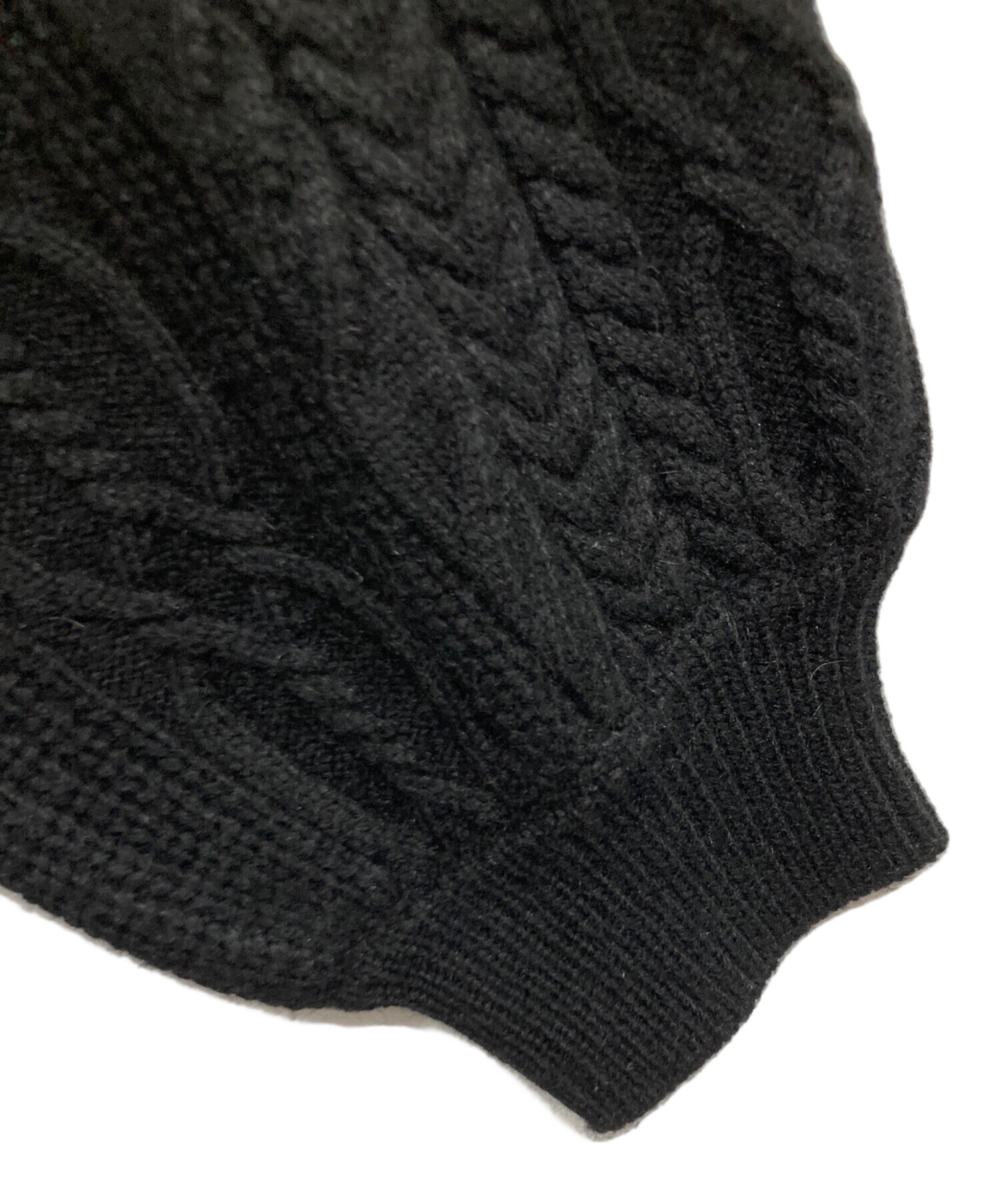 ゆさんAmeri SHOULDER TUCK SHEER KNIT 2020-1111_Dandoh_087_medium2.jpg
