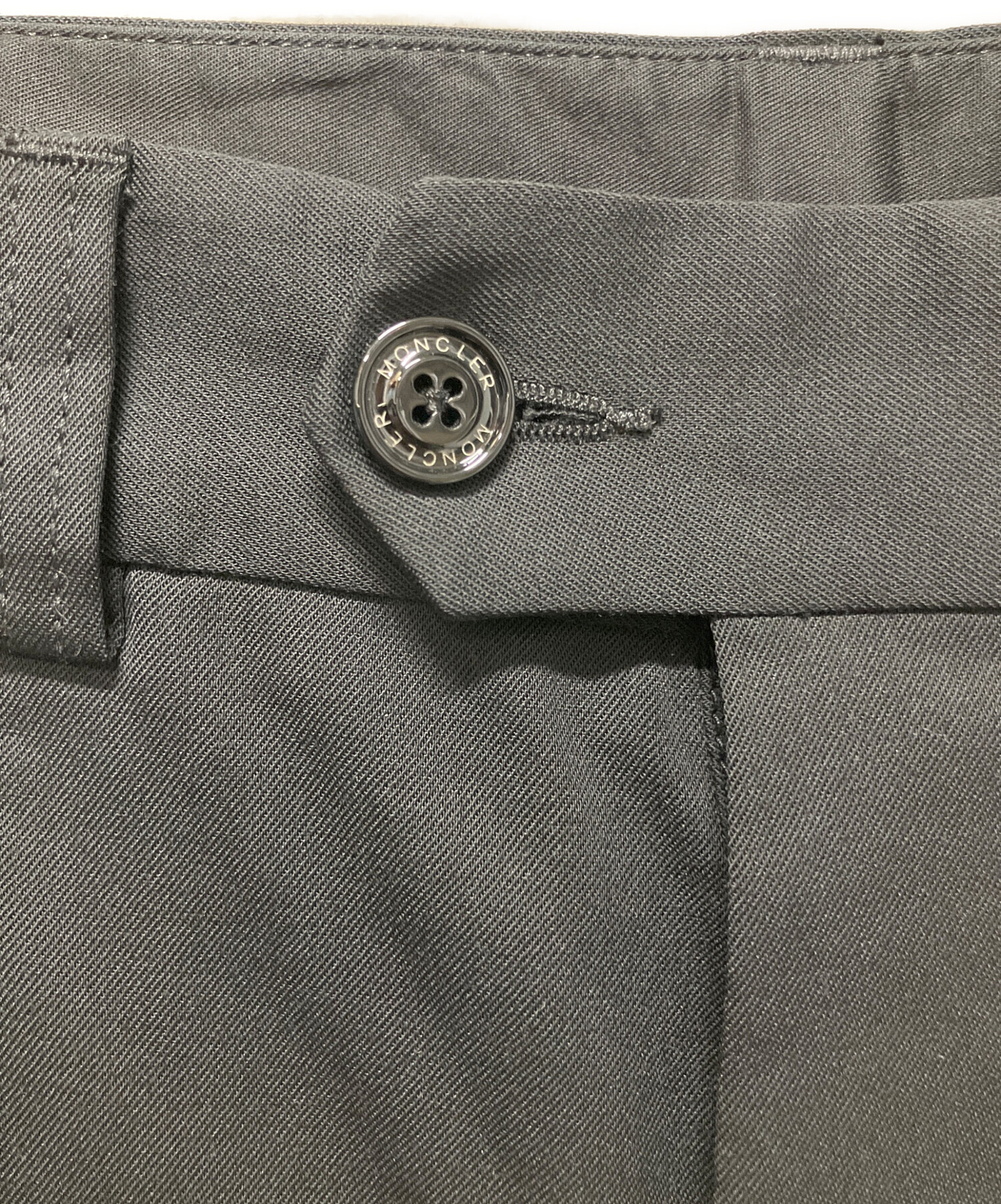 中古・古着通販】MONCLER (モンクレール) ロゴワッペンスラックス