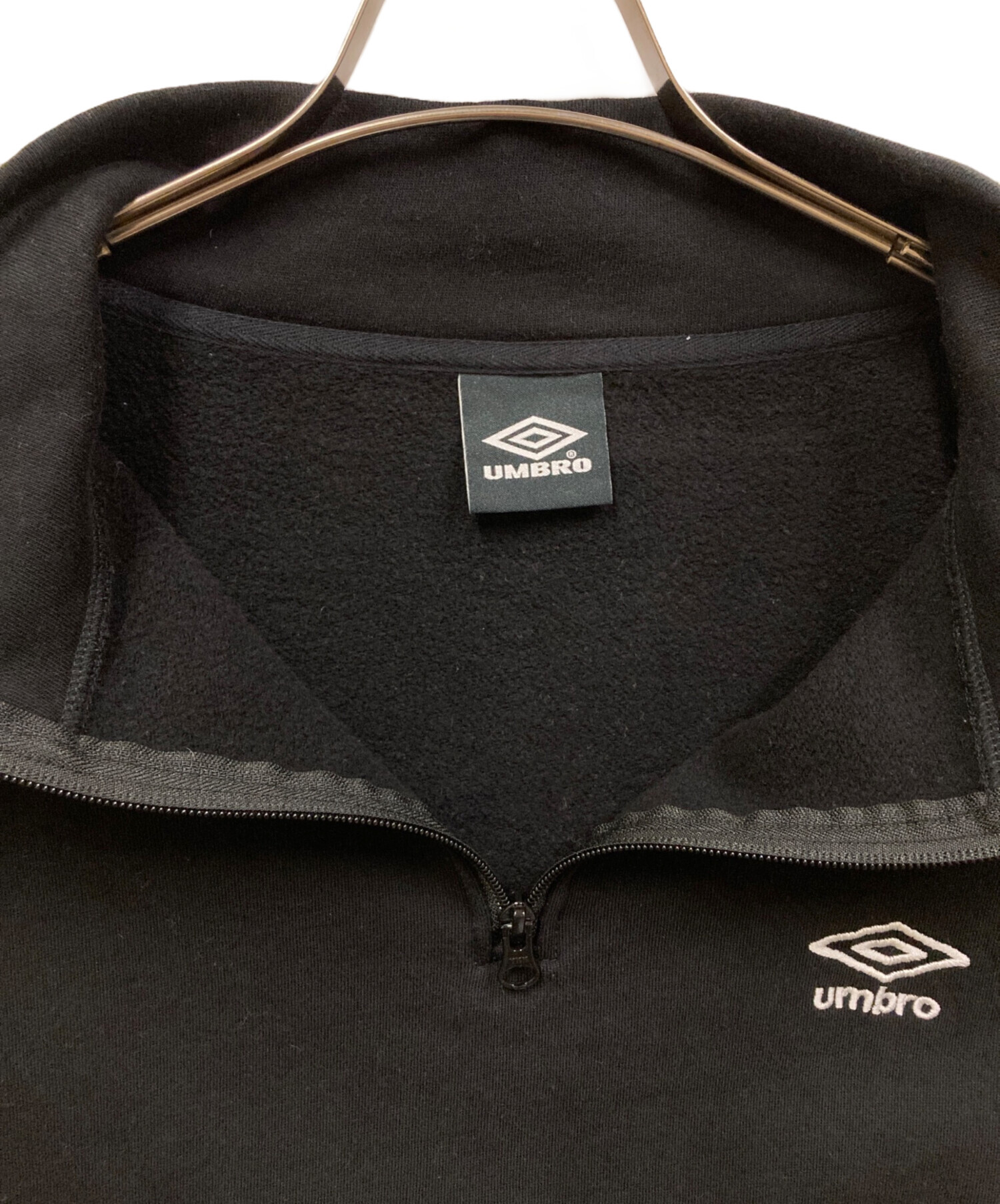 中古・古着通販】UMBRO (アンブロ) ワンポイント刺繍ハーフジップ