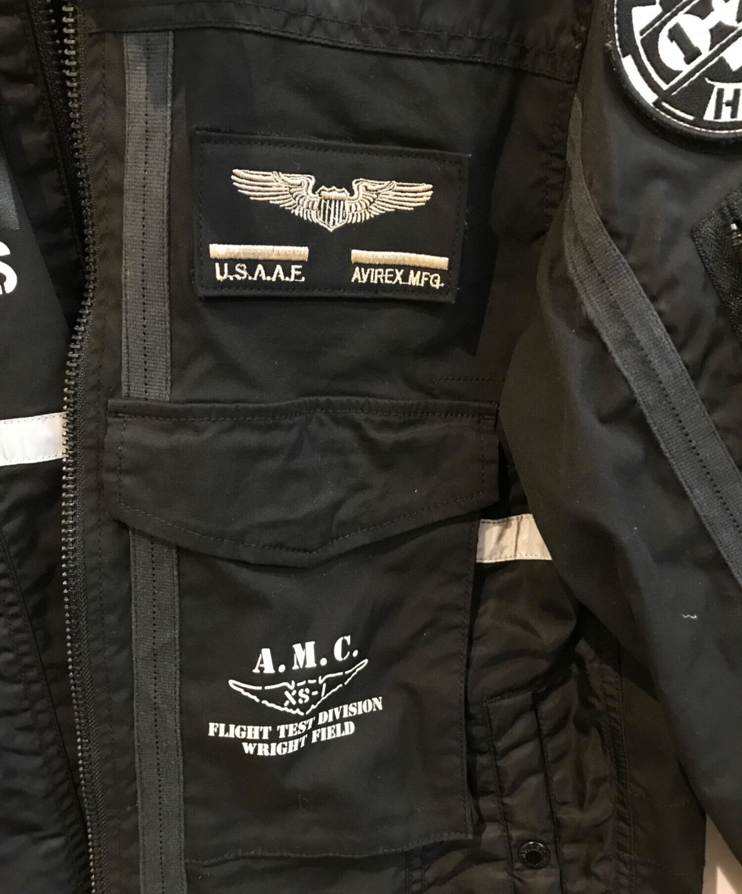 新品未着用！AVIREX LTD. ブラック ミリタリージャケット 中古・古着通販】AVIREX (アヴィレックス) ミリタリージャケット