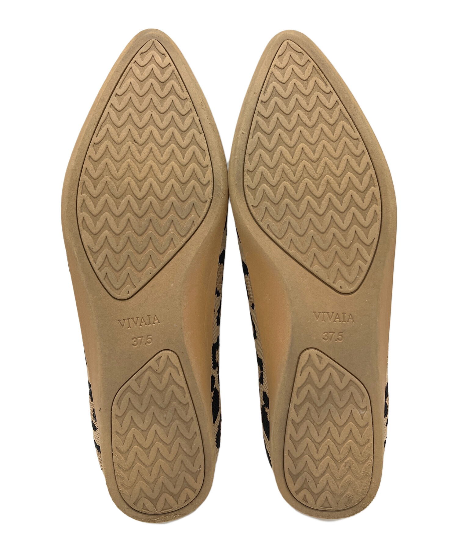 中古・古着通販】VIVAIA (ビバイア) ポインテッドトゥパンプス