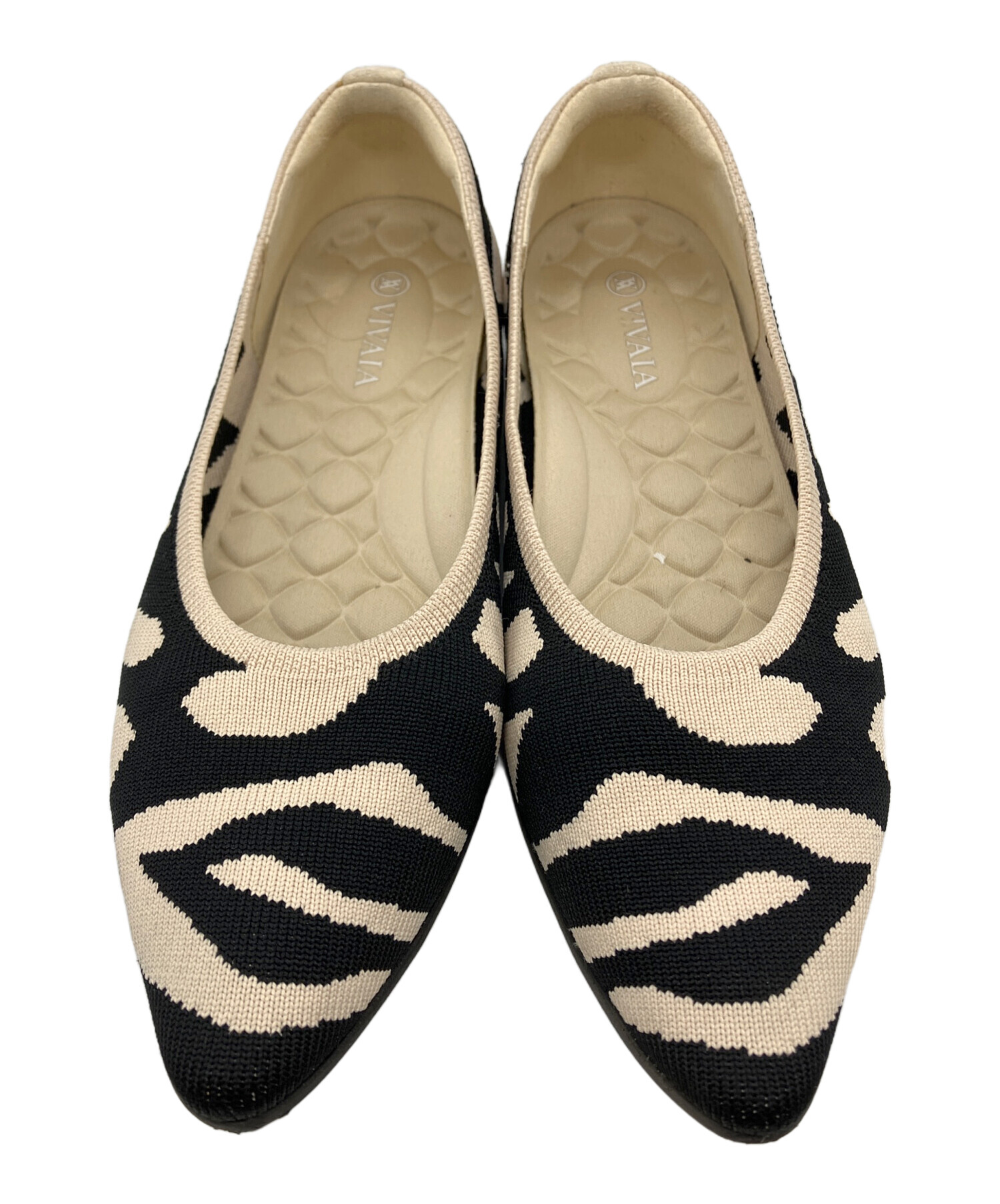 【VIVAIA】ポインテッドトゥパンプス ベージュ/ブラック 37.5 中古・古着通販】VIVAIA (ビバイア) ポインテッドトゥパンプス