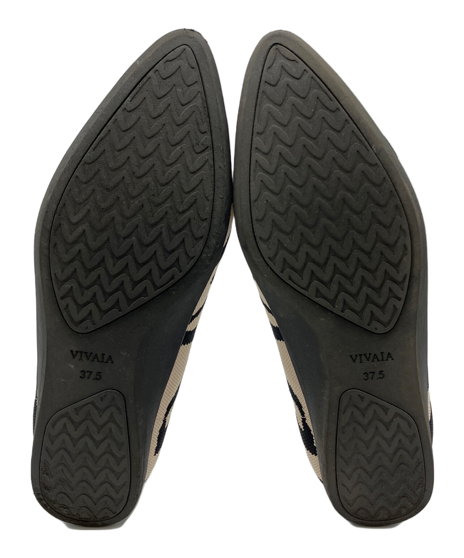 中古・古着通販】VIVAIA (ビバイア) ポインテッドトゥパンプス