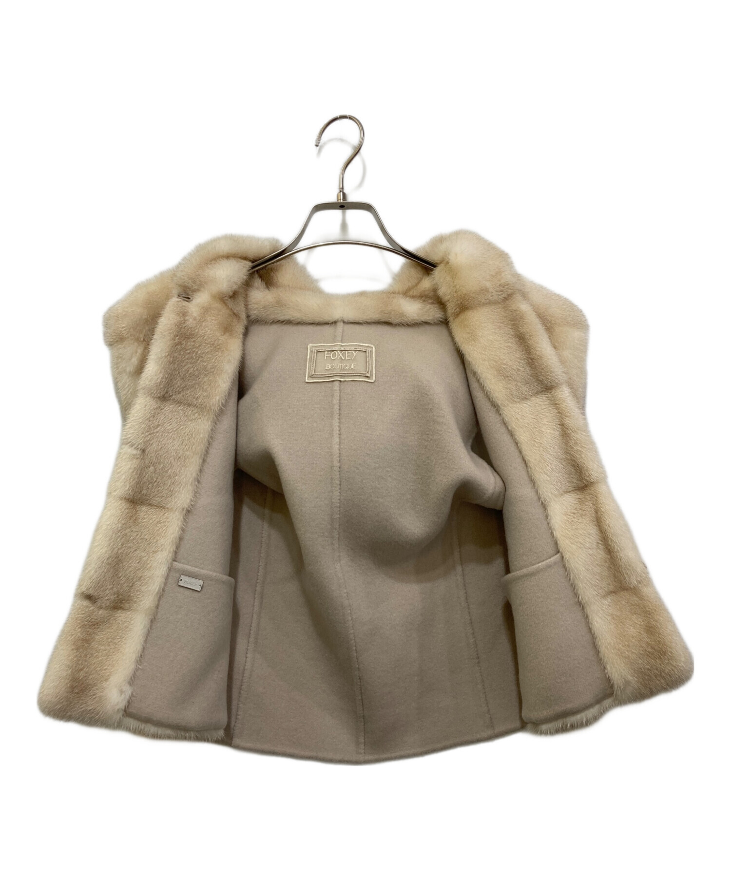 合馬公式アカウント FOXEY BOUTIQUE フォクシー ダウンベスト 合馬公式