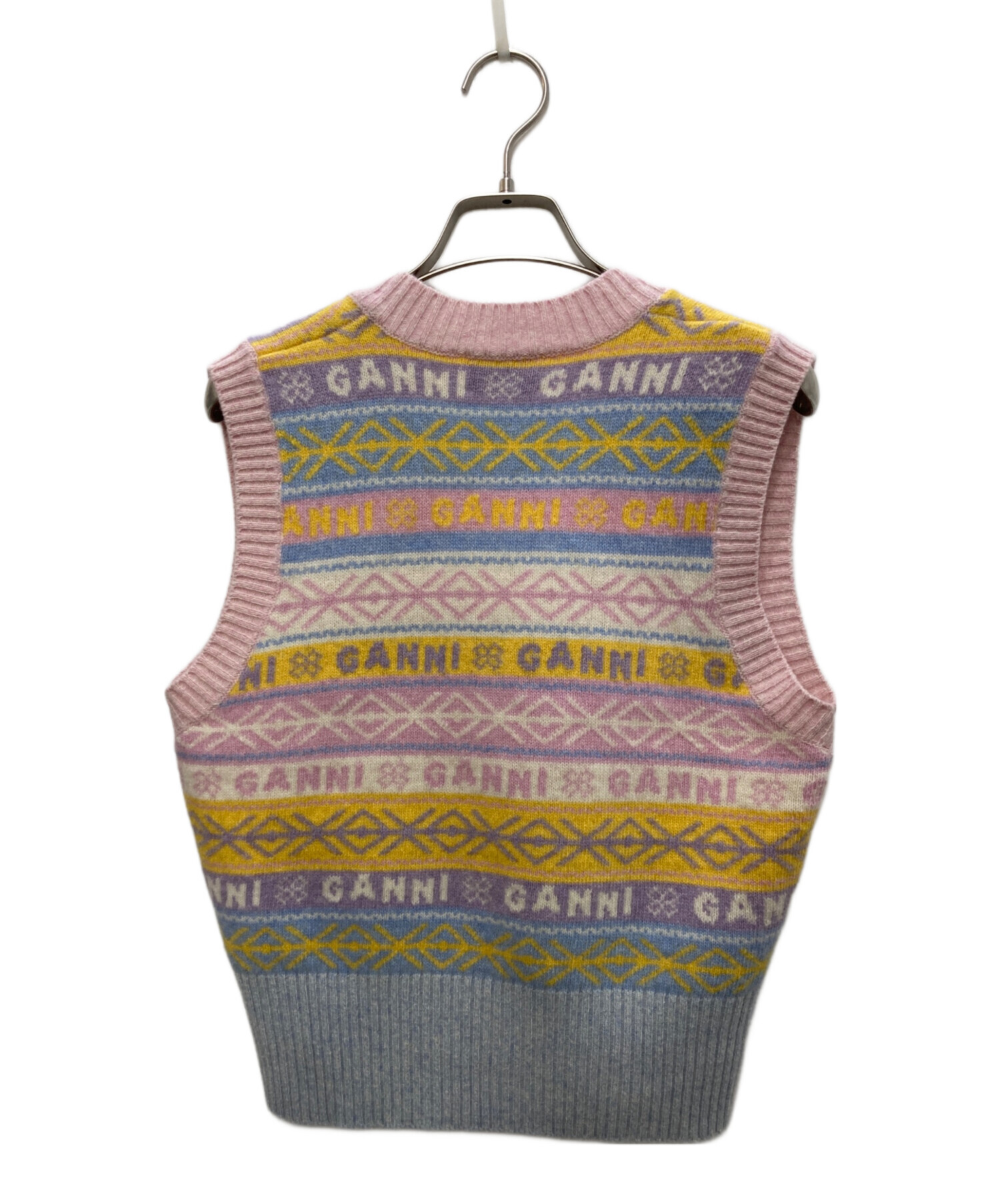 中古・古着通販】Ganni (ガニー) ニットベスト マルチカラー 中古・古着通販】Ganni (ガニー) ニットベスト マルチカラー