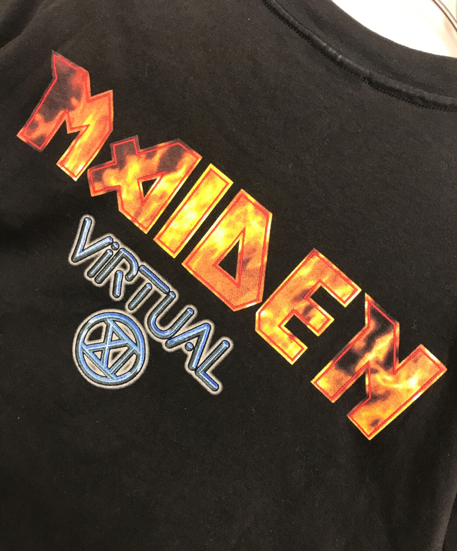 【稀少】90s IRON MAIDENアイアンメイデン　総柄Tシャツ　黒　L相当 激レア M アイアン・メイデン IRON MAIDEN Tシャツ 黒 90s - メルカリ