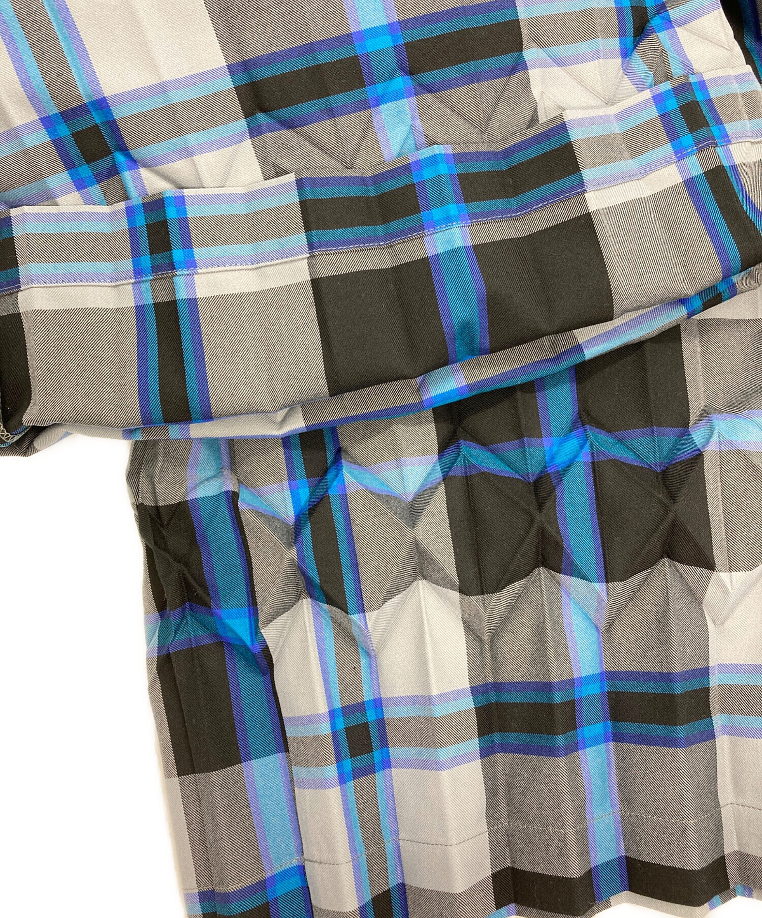 ISSEY MIYAKE me チェック柄プリーツパンツ 中古・古着通販】me ISSEY MIYAKE (ミーイッセイ ミヤケ) TARTAN CHECK
