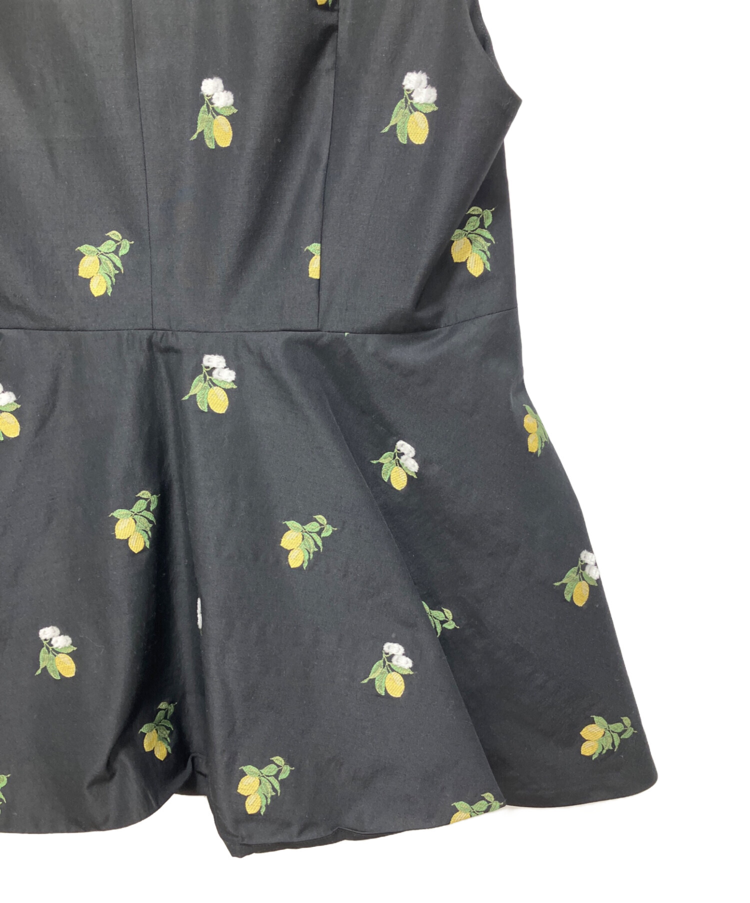 中古・古着通販】LOEFF (ロエフ) レモン ジャガード ベスト ブラック