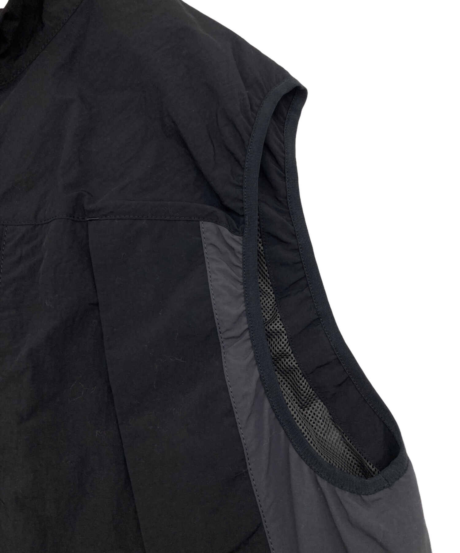 新品　CLESSTE クレスト　ベスト　ACTIVE CITY VEST 中古・古着通販】CLESSTE (クレスト) ACTIVE CITY VEST ブラック