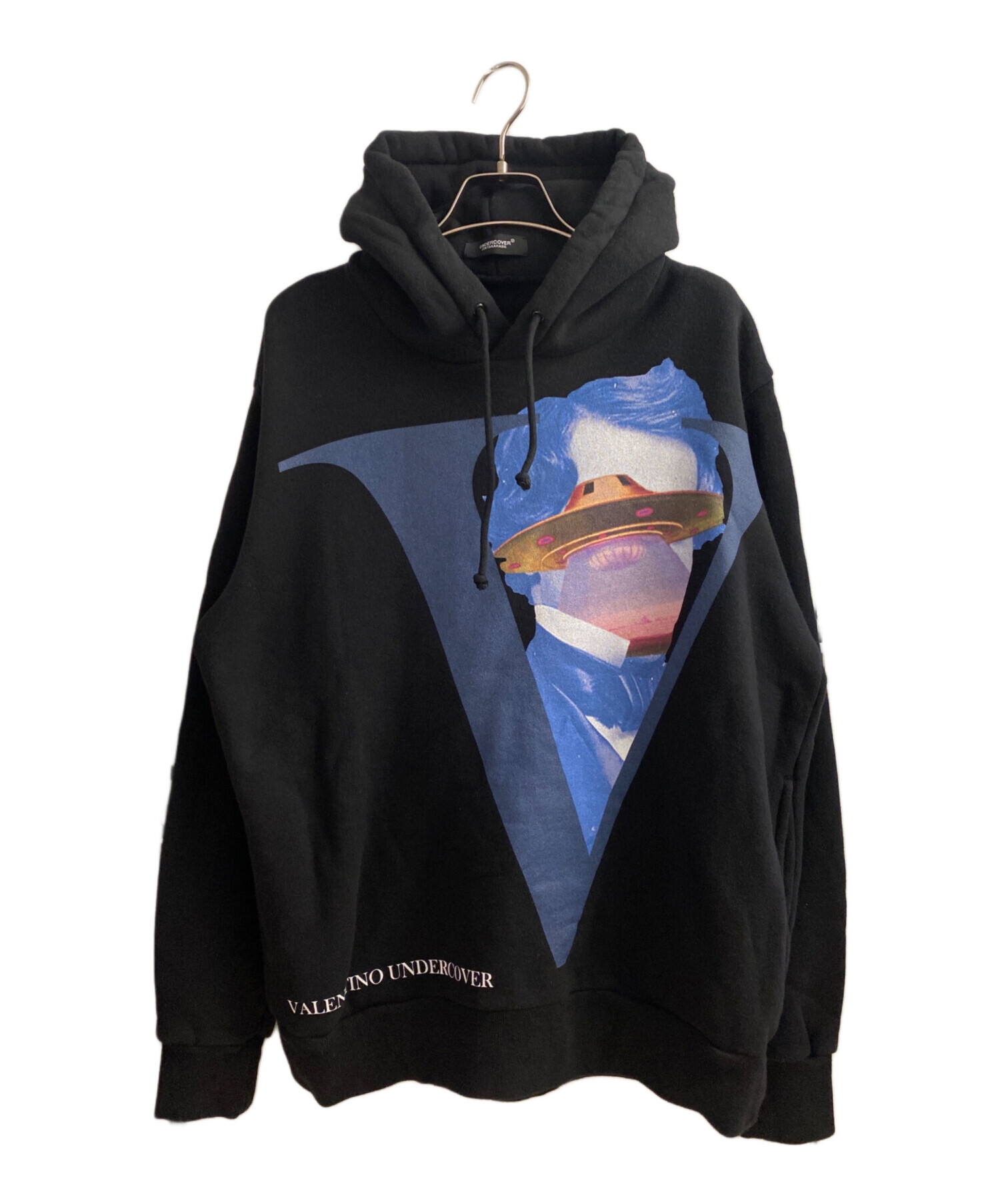 ☆美品☆VALENTINO ×UNDERCOVERグラフィックフーディー 黒 ☆美品☆VALENTINO ×UNDERCOVERグラフィックフーディー 黒 【公式通販】