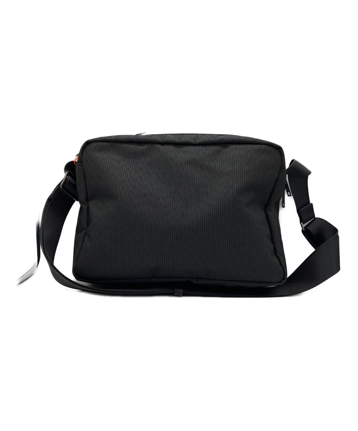 a*a様 更にお値下げ中正規品ポーターショルダーバッグ黒 中古・古着通販】PORTER (ポーター) ショルダーバッグ フィネス 688