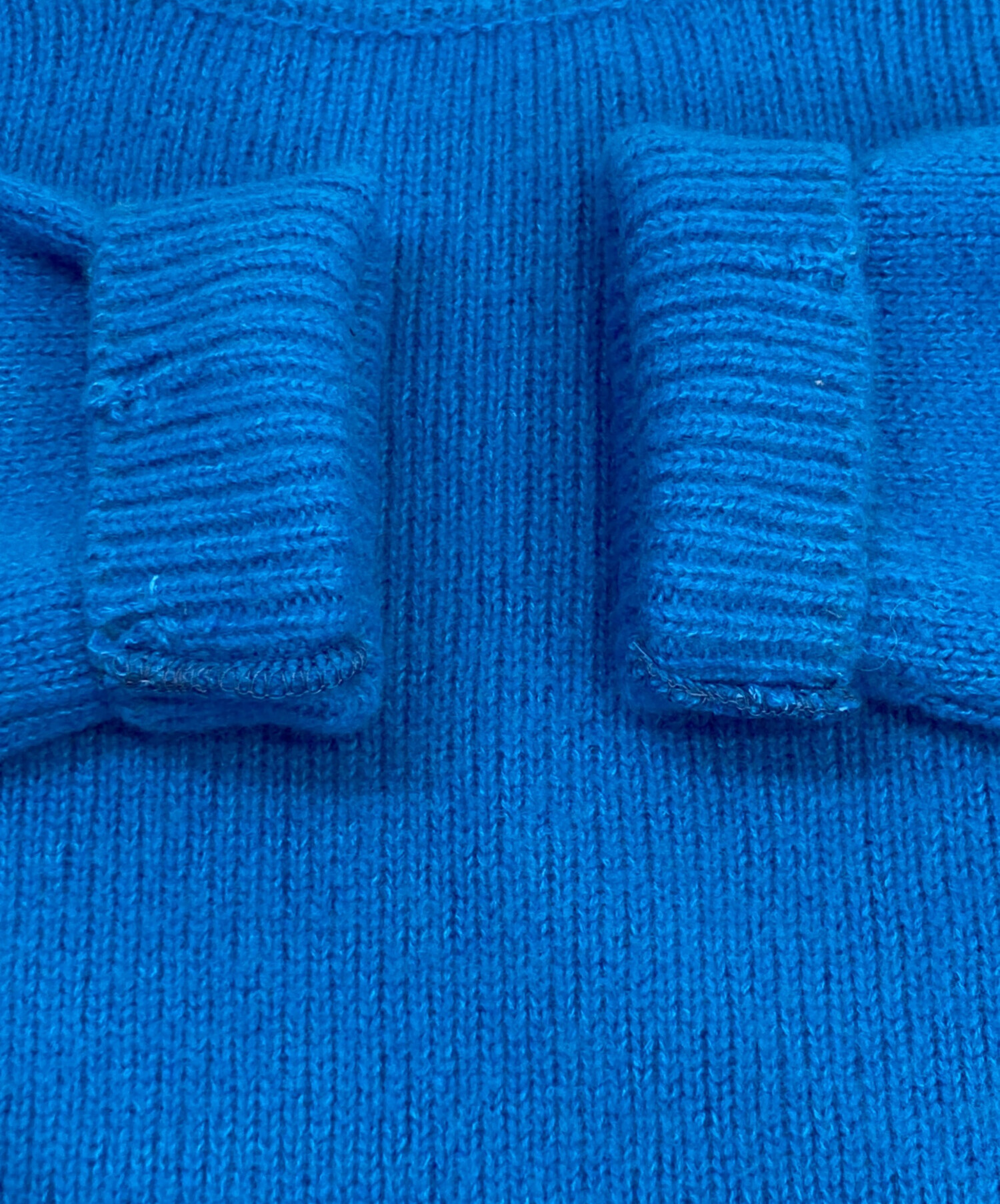 中古・古着通販】VERSACE (ヴェルサーチェ) ダメージ加工ニット ブルー