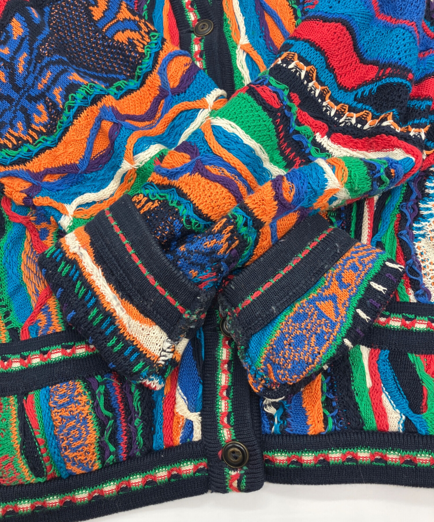 2540 U【希少カラーリング】クージー立体3D編み総柄 コットンカーディガン 中古・古着通販】COOGI (クージー) 3Dニットカーディガン マルチカラー