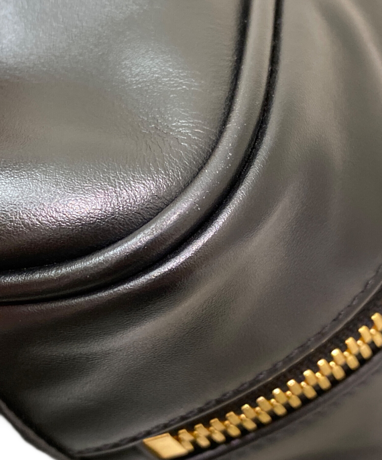 中古・古着通販】MIU MIU (ミュウミュウ) レザー ボー バッグ ブラック 