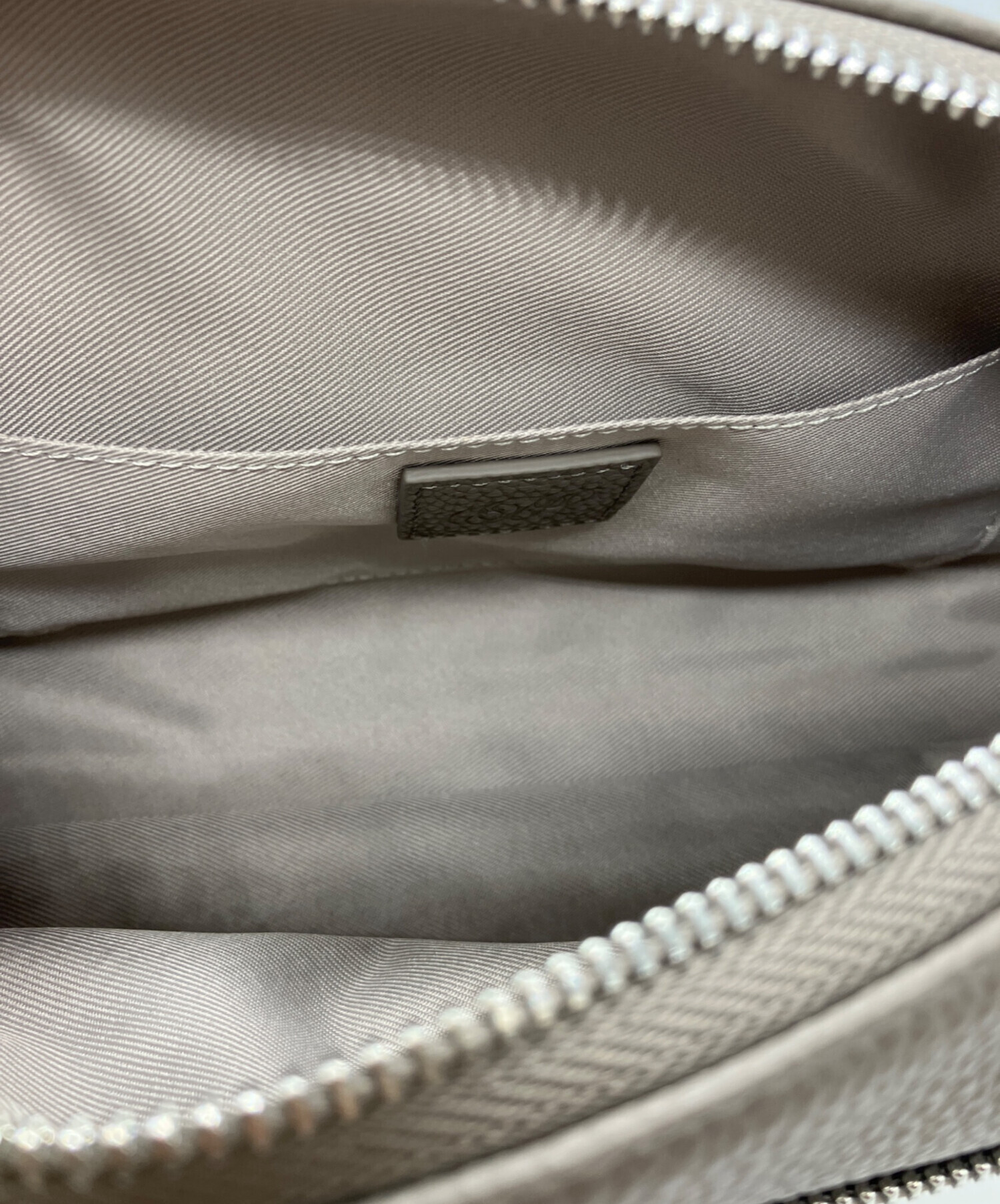 中古・古着通販】BEARDSLEY (ビアズリー) レザーボディバッグ グレー