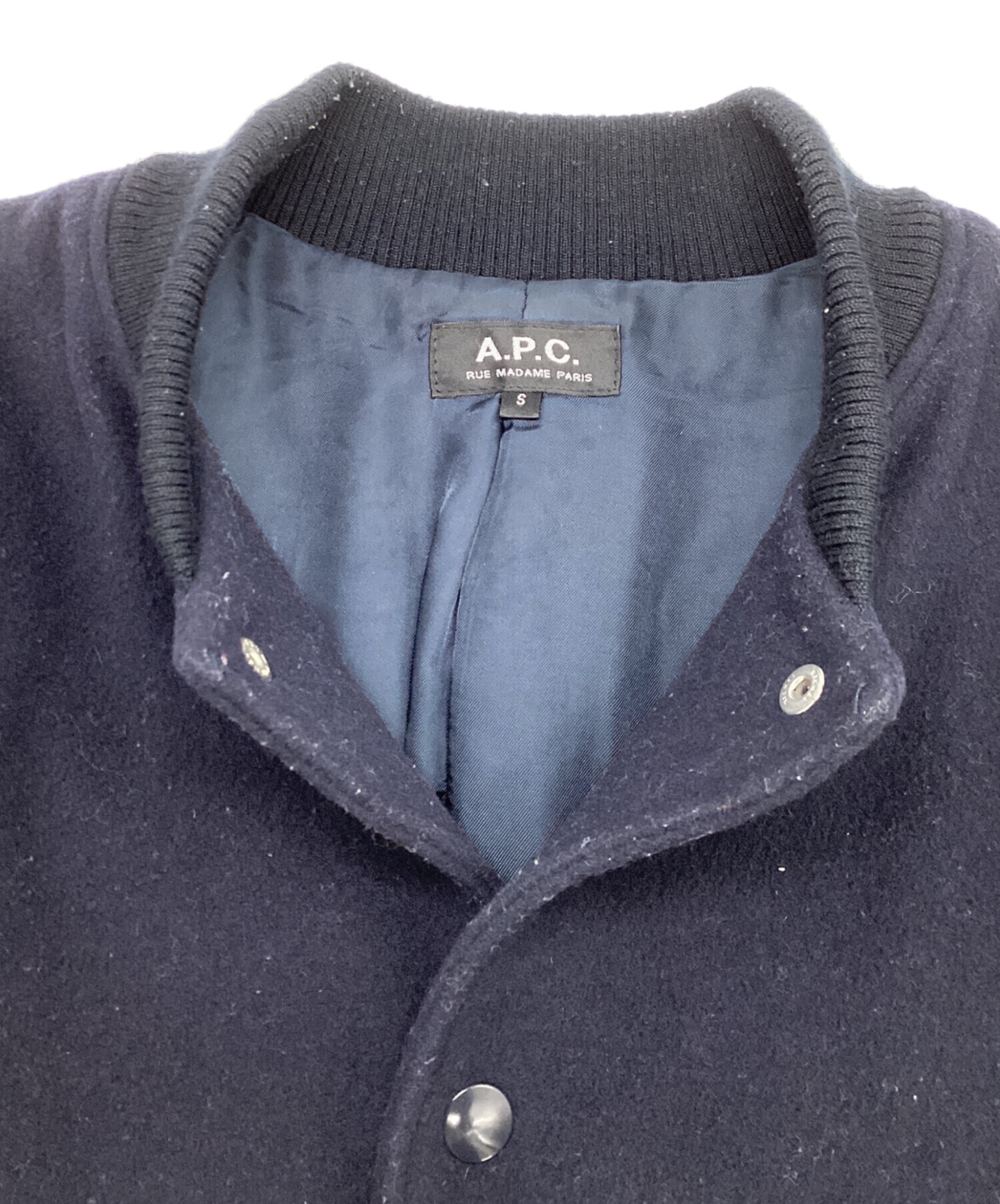 中古・古着通販】A.P.C. (アーペーセー) スタジャン ネイビー サイズ