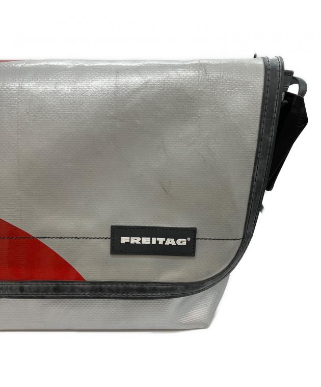 FREITAG メッセンジャーバッグ シルバー 中古・古着通販】FREITAG (フライターグ) メッセンジャーバッグ